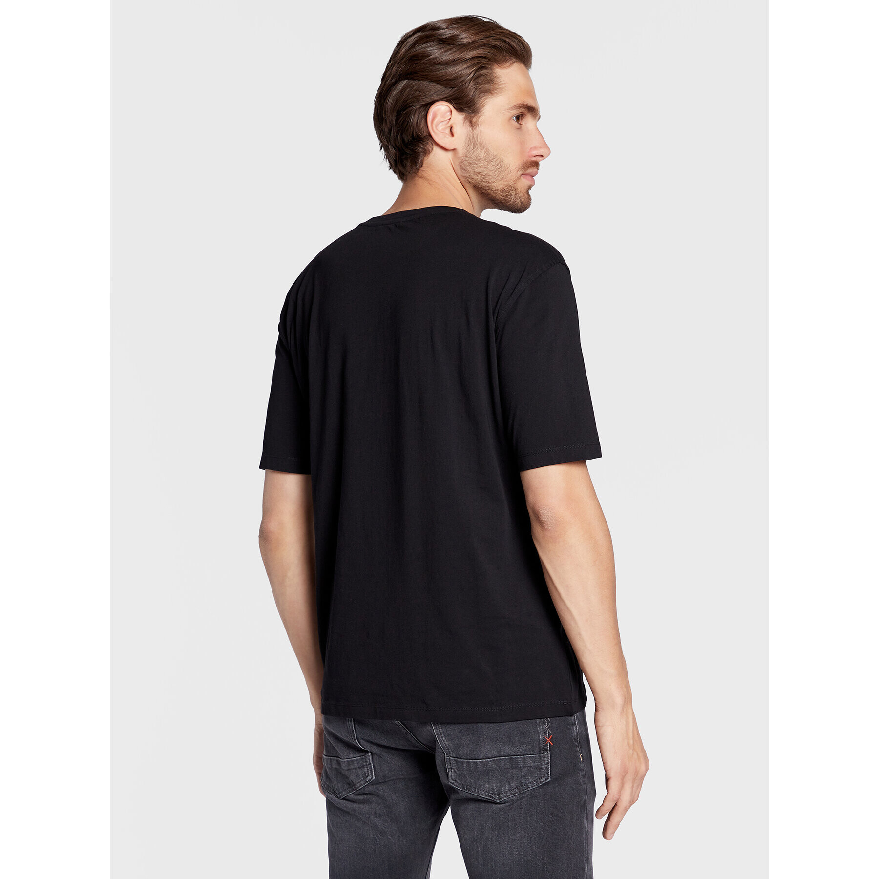 Sisley Tricou 3I1XS101J Negru Regular Fit - Pled.ro