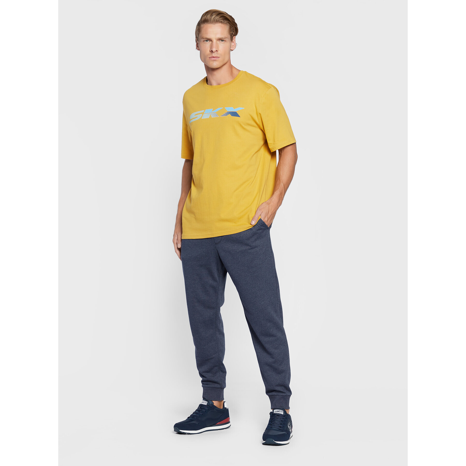 Skechers Pantaloni trening Expedition M1PT57 Bleumarin Regular Fit - Pled.ro