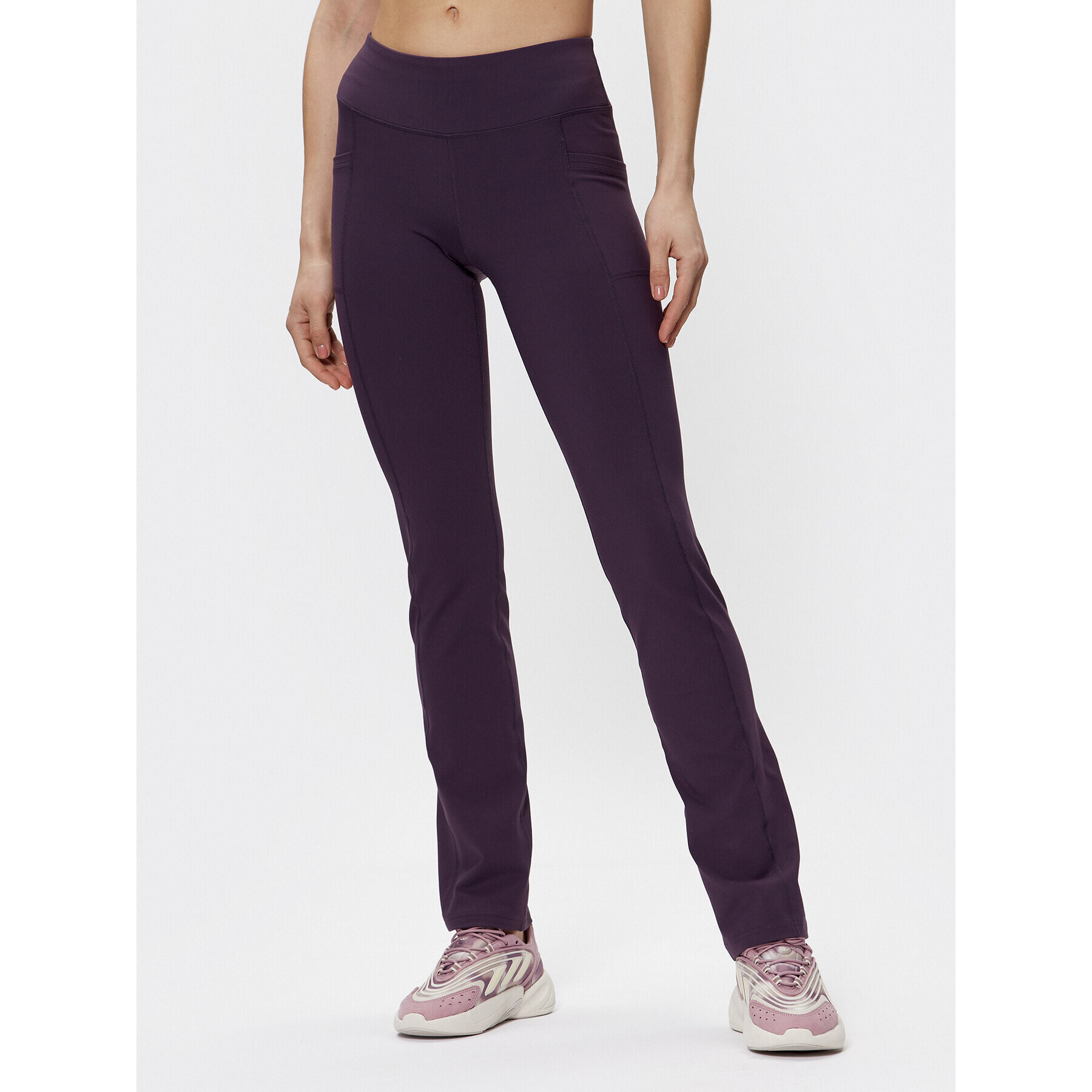 Skechers Pantaloni trening The Go Walk W03PT20B Violet Regular Fit - Pled.ro