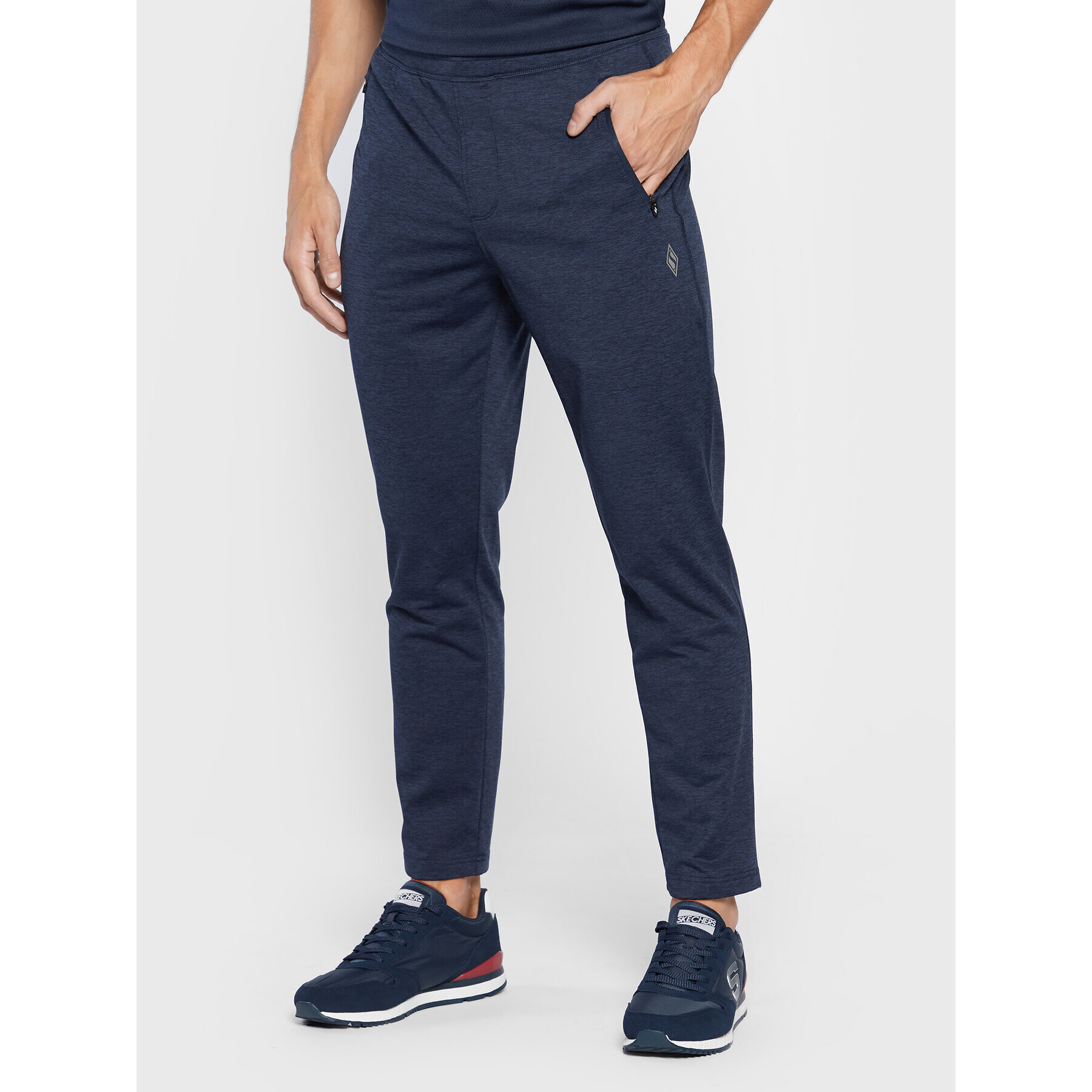 Skechers Pantaloni trening Ultra Go M1PT77 Bleumarin Tapered Fit - Pled.ro