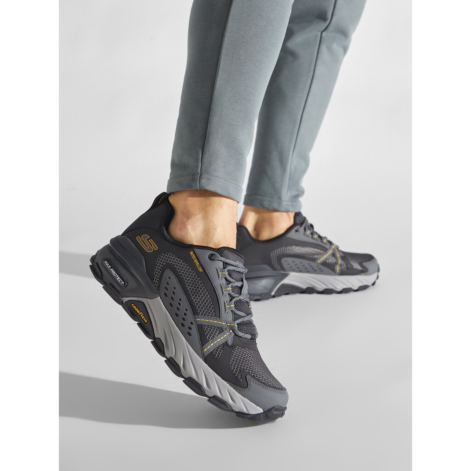 Skechers Trekkings Max Protect 237303/BKCC Gri - Pled.ro