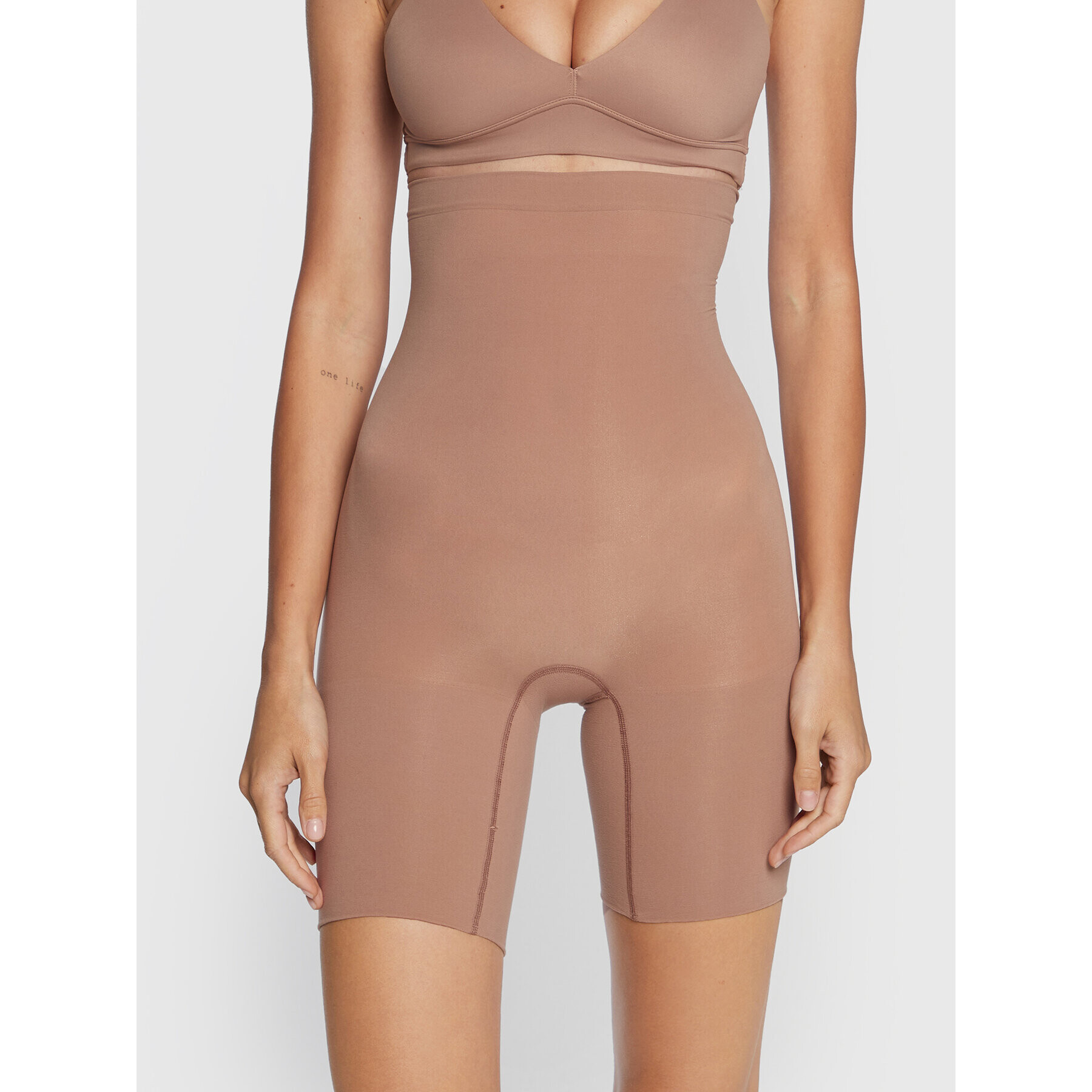 SPANX Chilot cu picior Higher Power 2745 Maro - Pled.ro