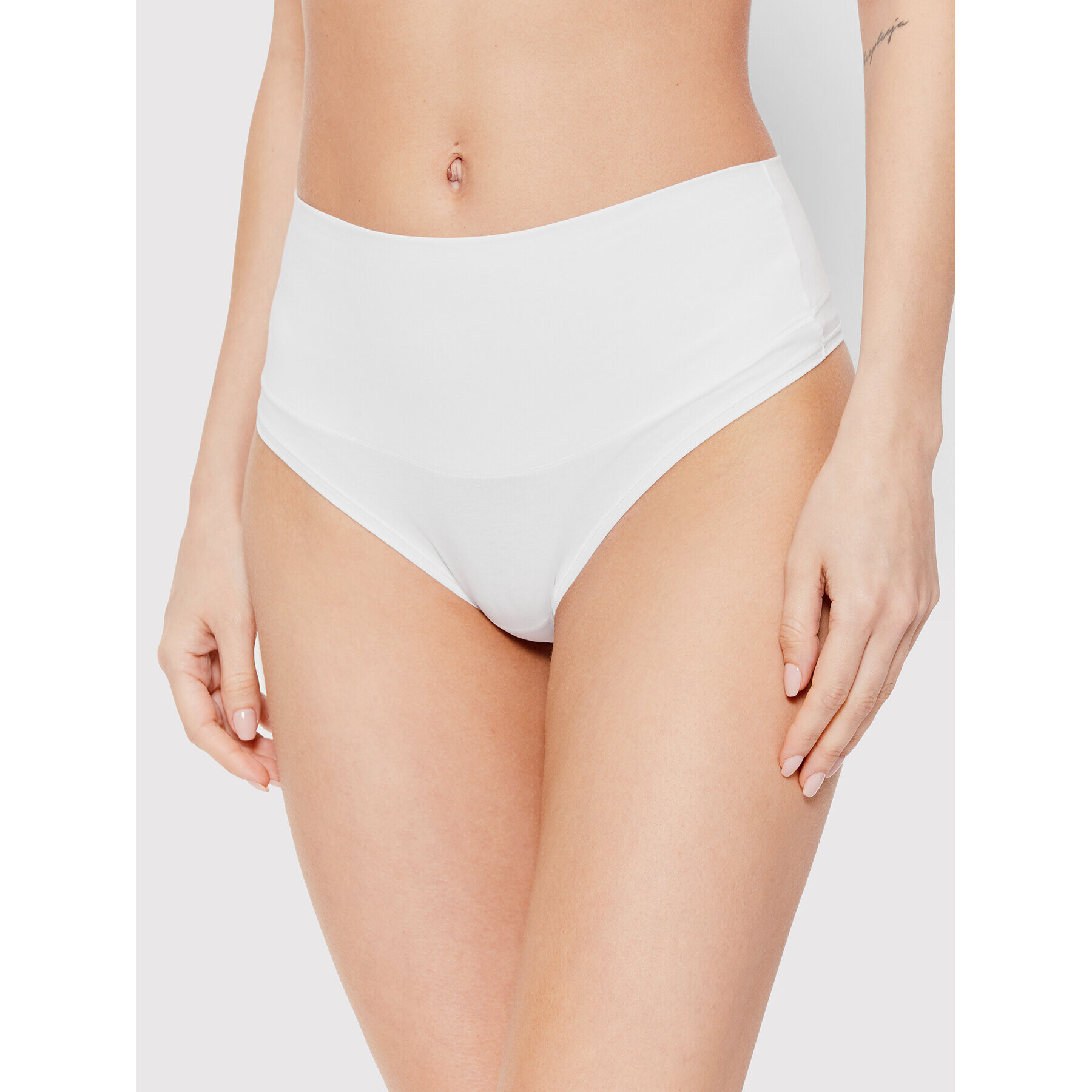 SPANX Chilot tanga Cotton Comfort 40052R Alb - Pled.ro