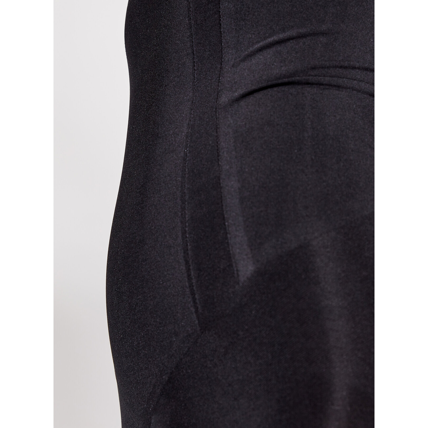 SPANX Costum modelator Oncore Openbust Mid-Thigh 10130R Negru - Pled.ro