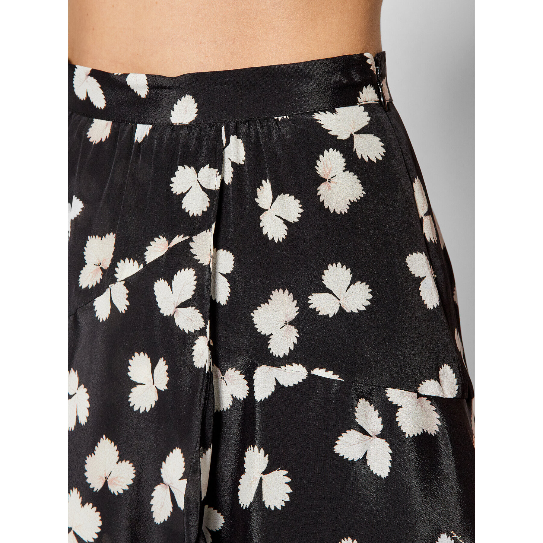 The Kooples Fustă mini Naive Flowers Negru Regular Fit - Pled.ro