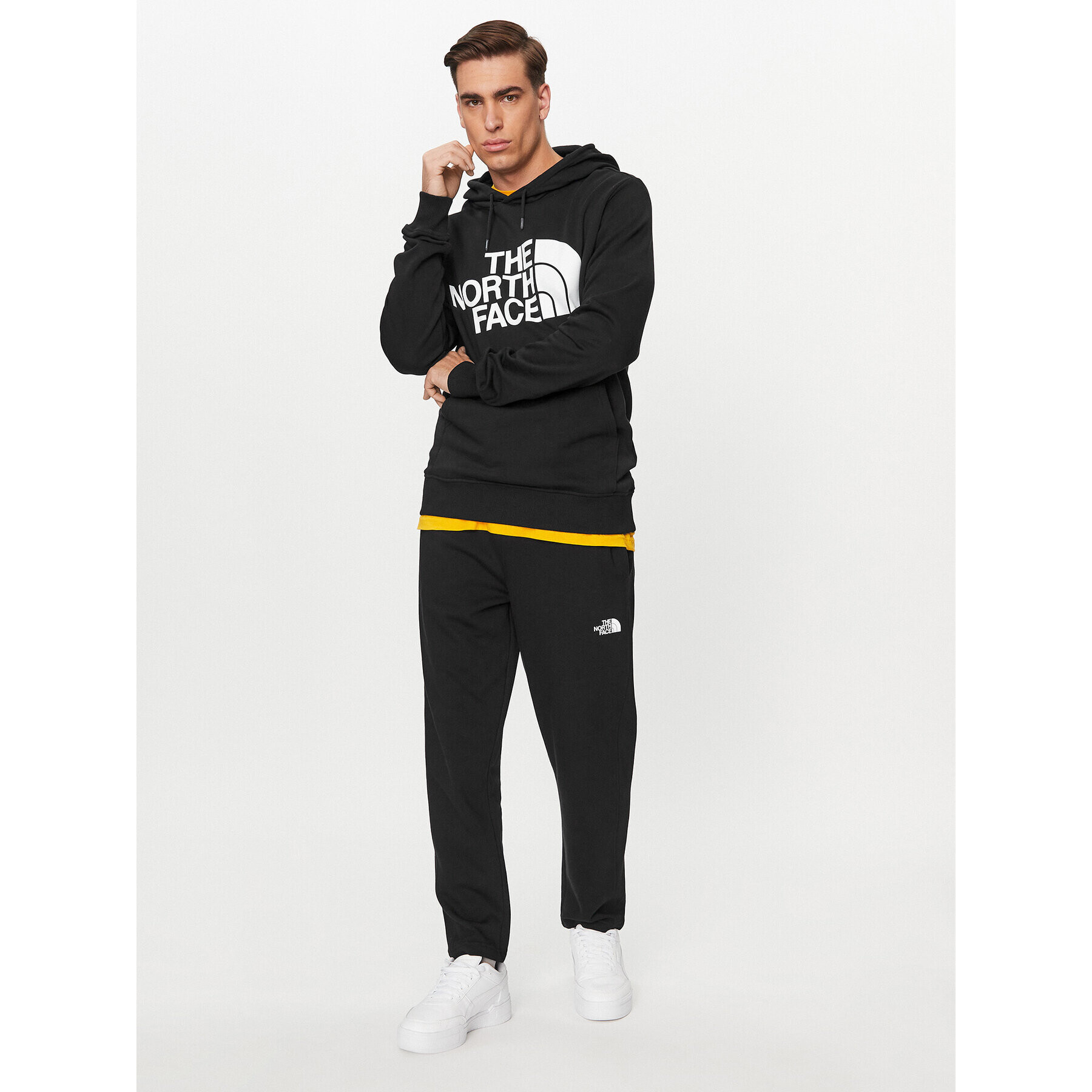 The North Face Bluză M Standard Hoodie - EuNF0A3XYDJK31 Negru Regular Fit - Pled.ro