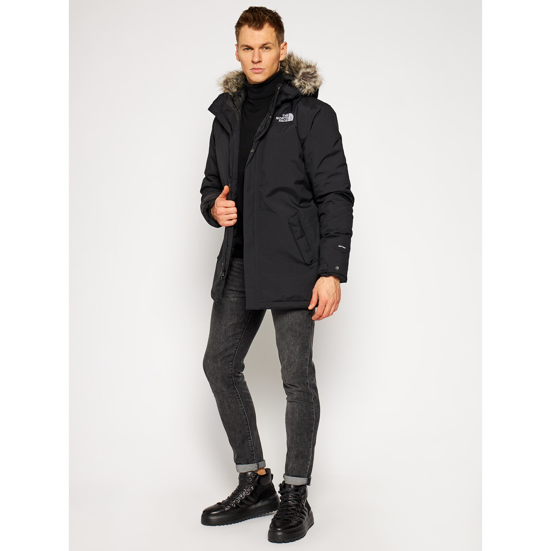 The North Face Geacă de iarnă Zaneck NF0A4M8H Negru Regular Fit - Pled.ro