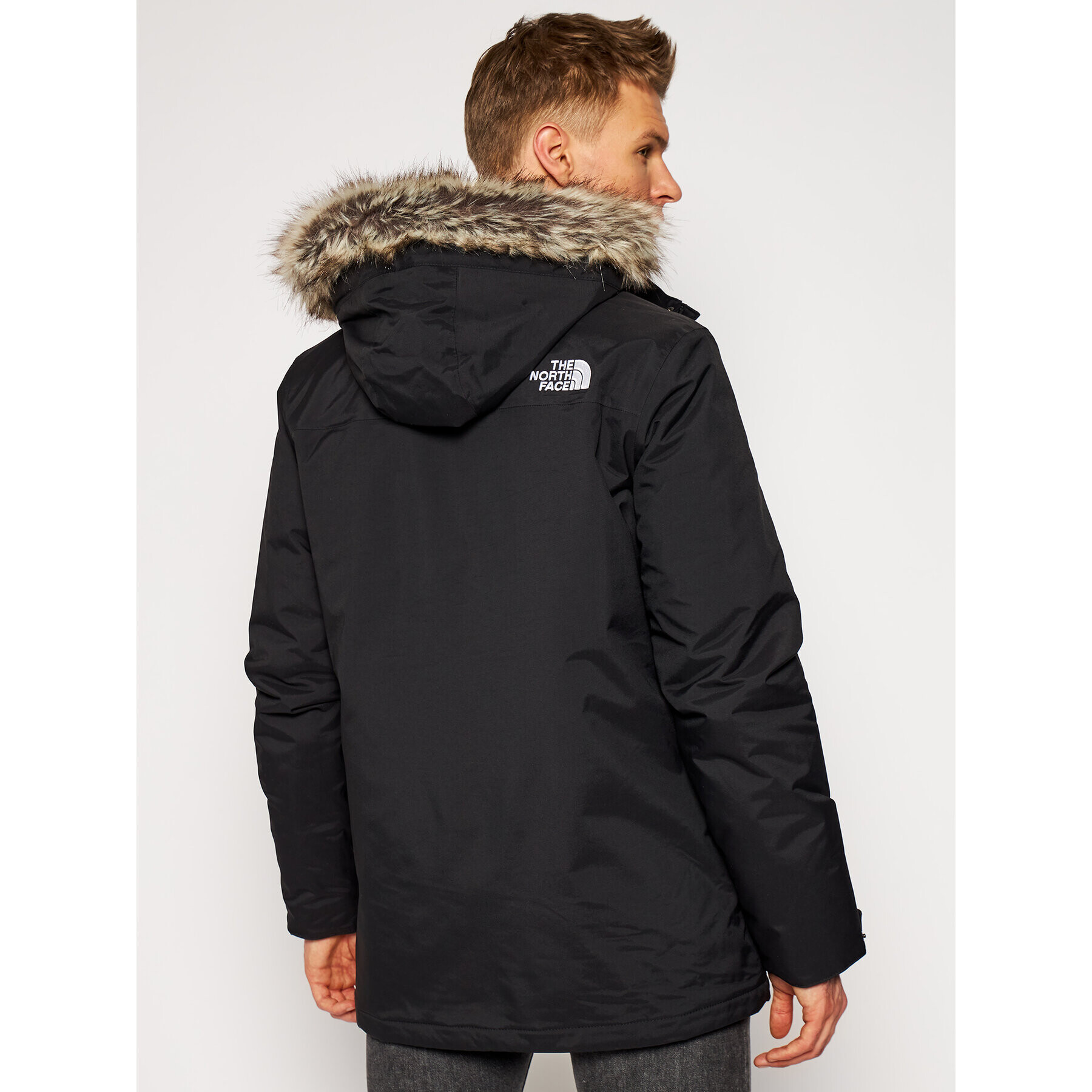 The North Face Geacă de iarnă Zaneck NF0A4M8H Negru Regular Fit - Pled.ro