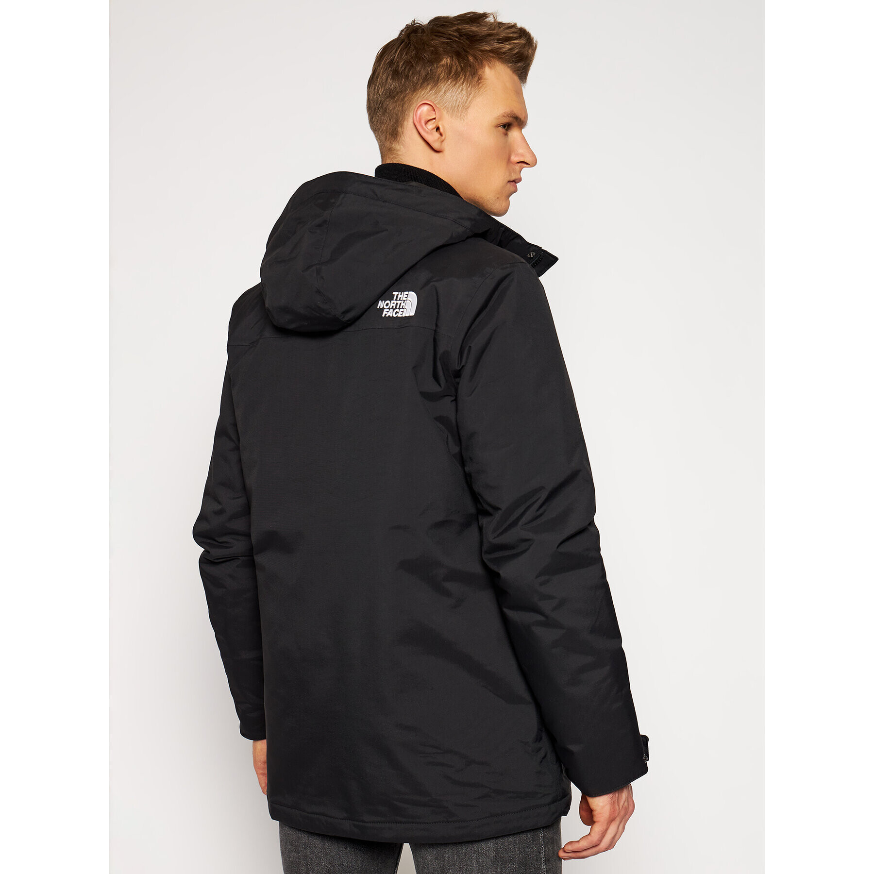 The North Face Geacă de iarnă Zaneck NF0A4M8H Negru Regular Fit - Pled.ro