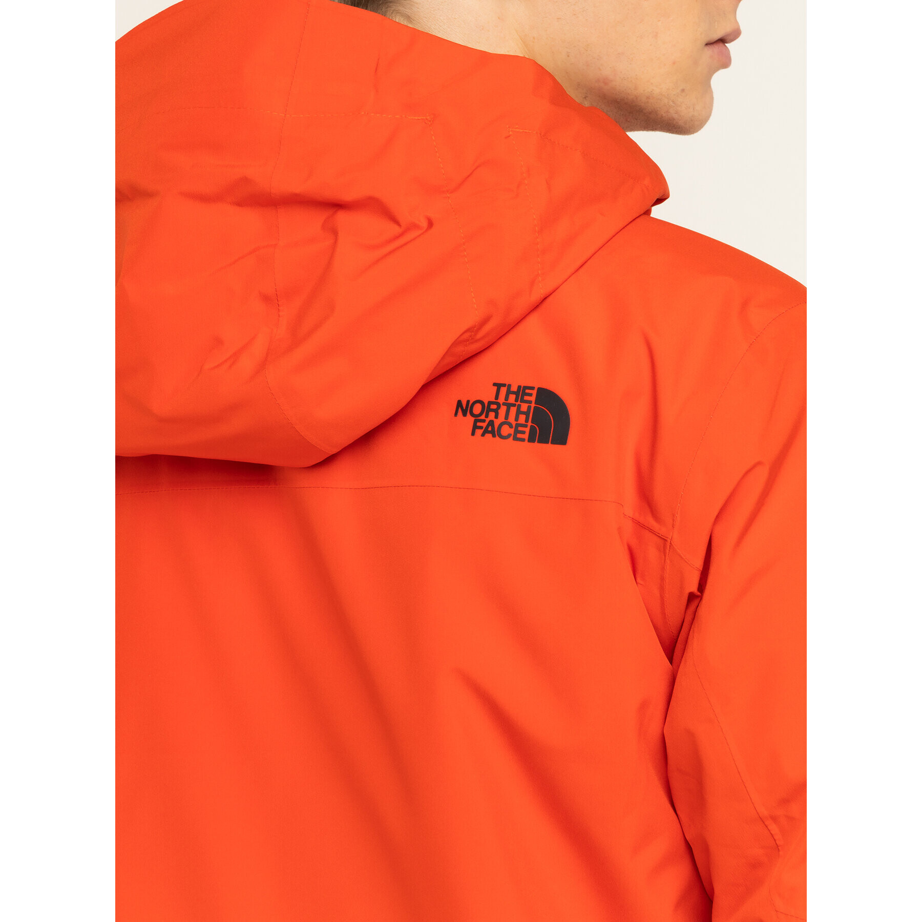 The North Face Geacă de schi Descendit NF0A3LZL Roșu Regular Fit - Pled.ro