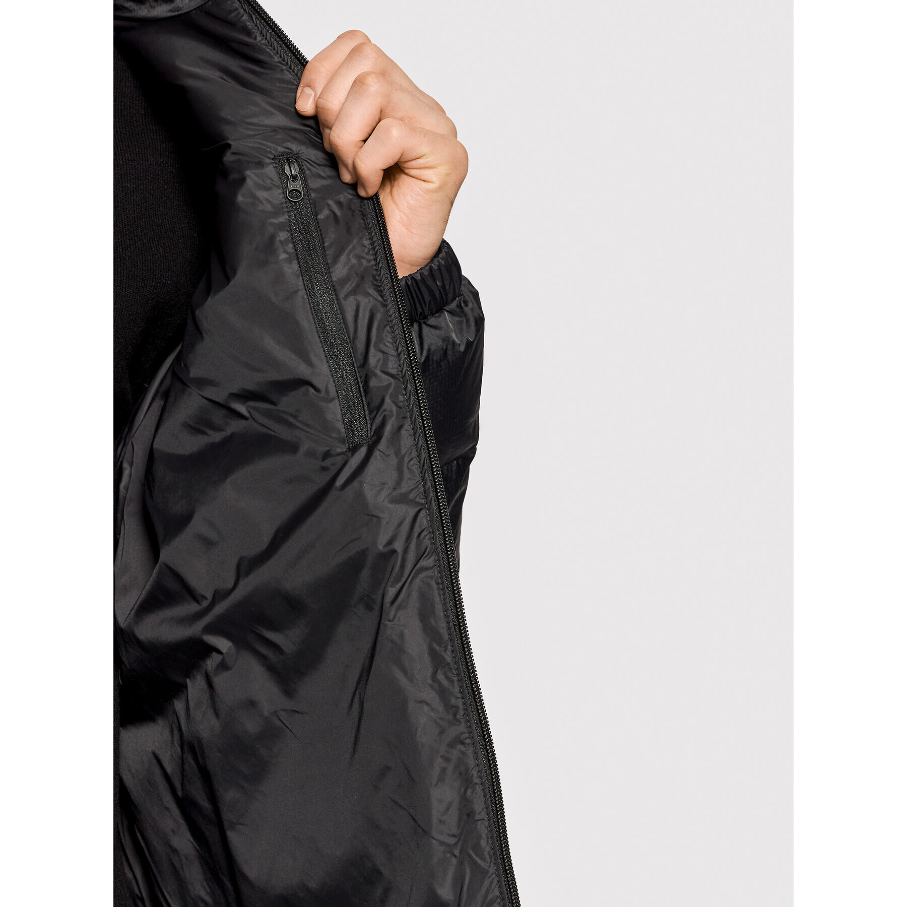 The North Face Geacă din puf Diablo NF0A4M9J Negru Regular Fit - Pled.ro