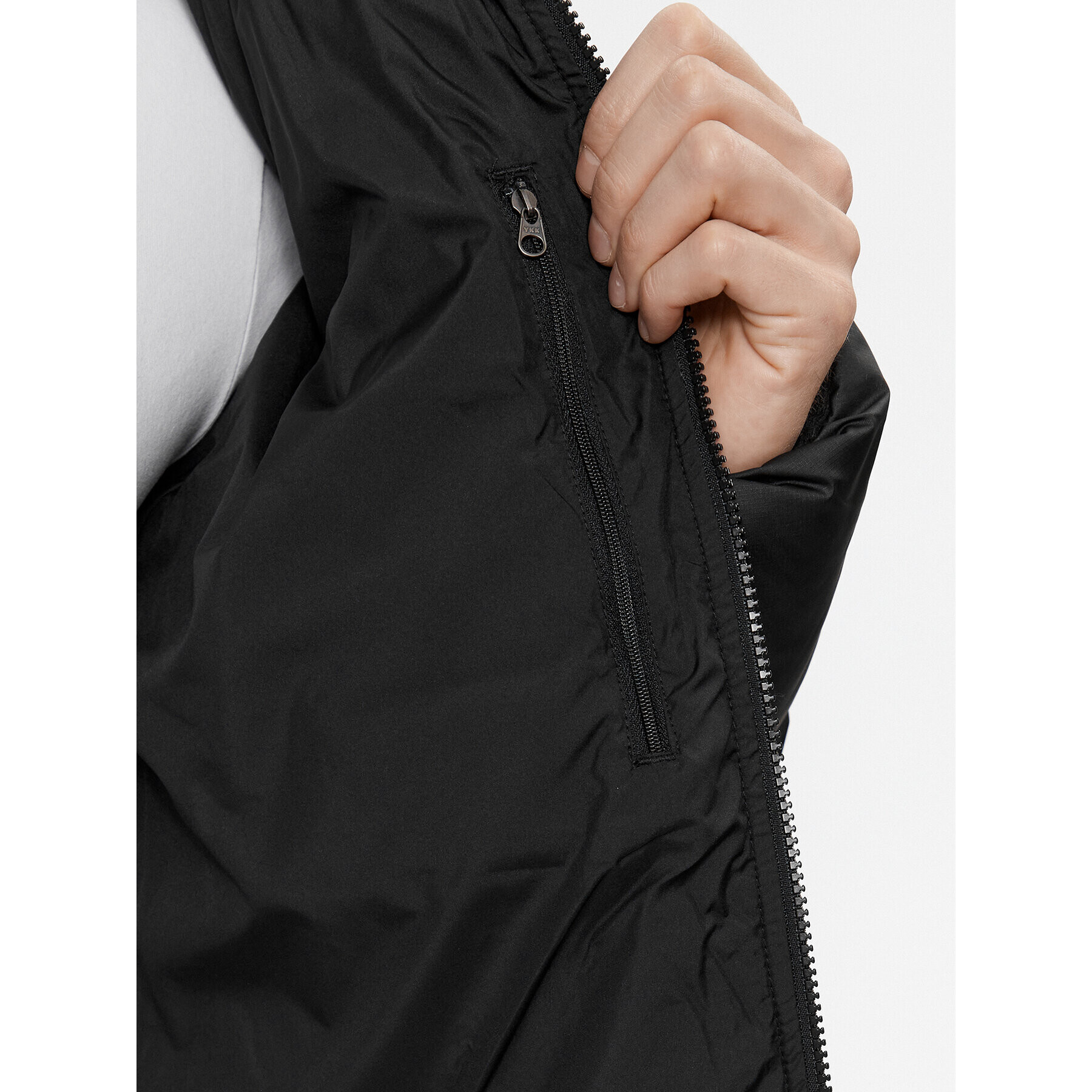 The North Face Geacă din puf M Saikuru JacketNF0A853IJK31 Negru Regular Fit - Pled.ro