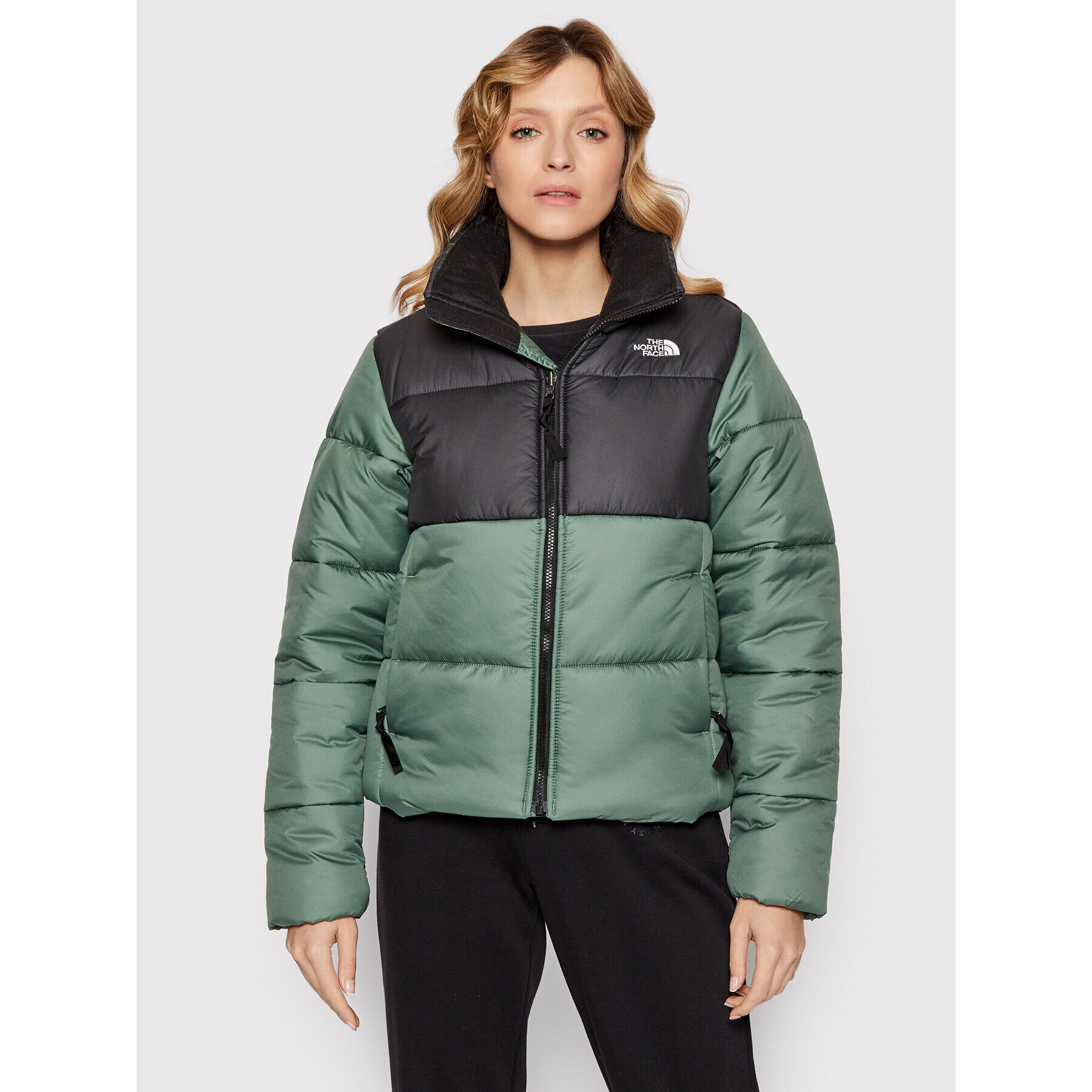 The North Face Geacă din puf Saikuru NF0A4WAPGCC1 Verde Regular Fit - Pled.ro