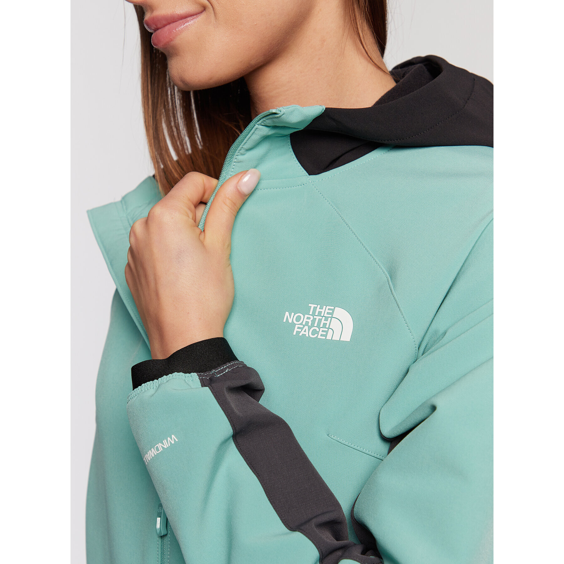 The North Face Geacă softshell NF0A7ZE9 Verde Regular Fit - Pled.ro