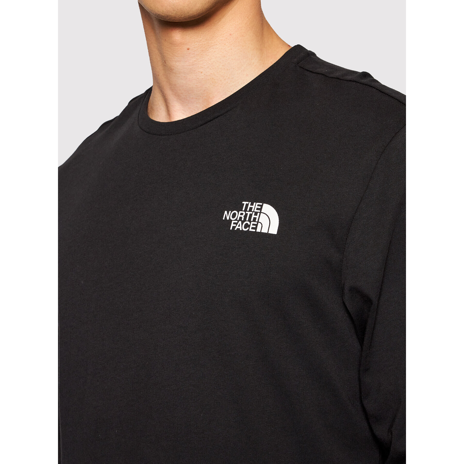 The North Face Longsleeve Simple Dome NF0A3L3B Negru Regular Fit - Pled.ro