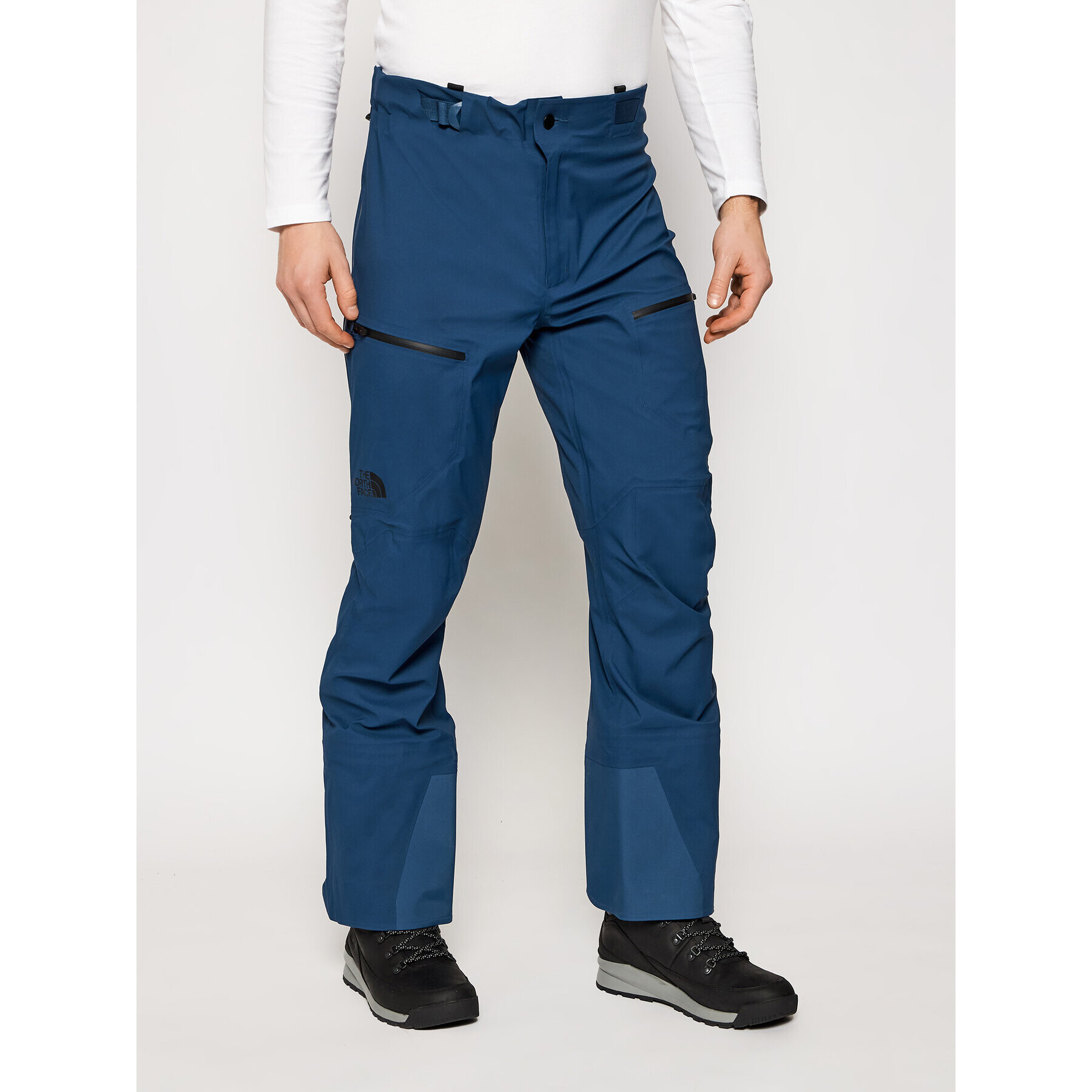 The North Face Pantaloni de schi Freethinker NF0A3M26 Bleumarin Regular Fit - Pled.ro