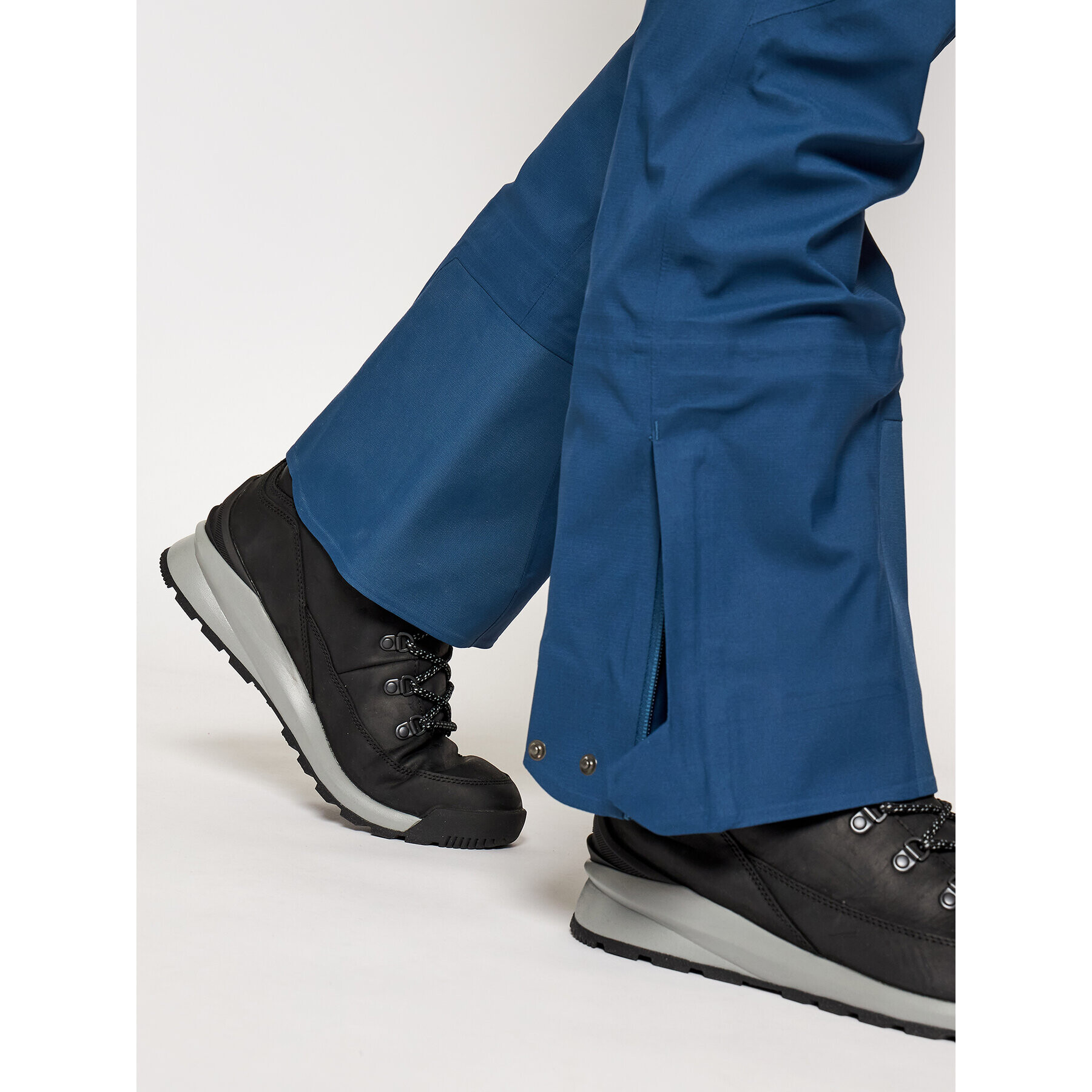 The North Face Pantaloni de schi Freethinker NF0A3M26 Bleumarin Regular Fit - Pled.ro