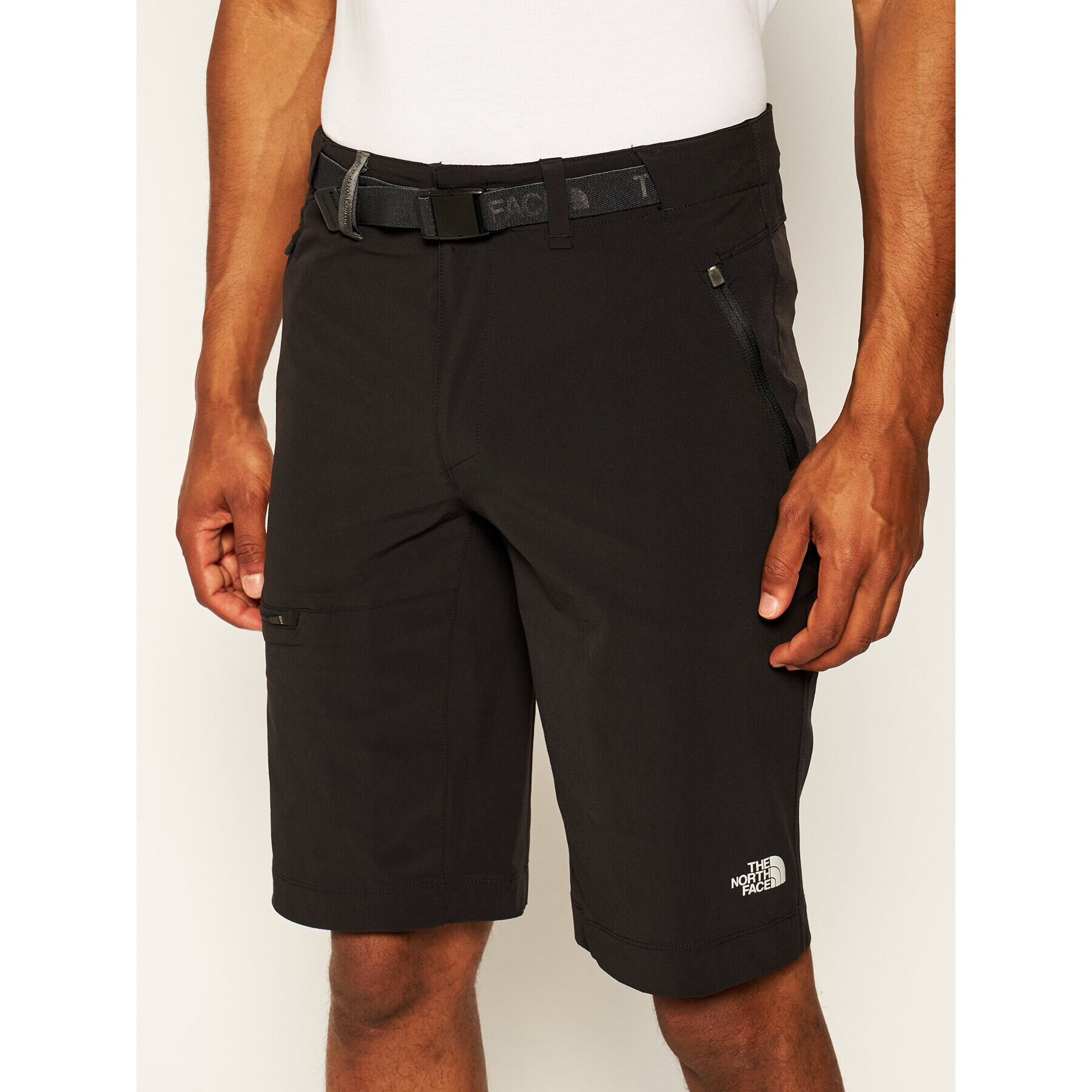 The North Face Pantaloni scurți sport Speedlight NF00A8SF Negru Regular Fit - Pled.ro