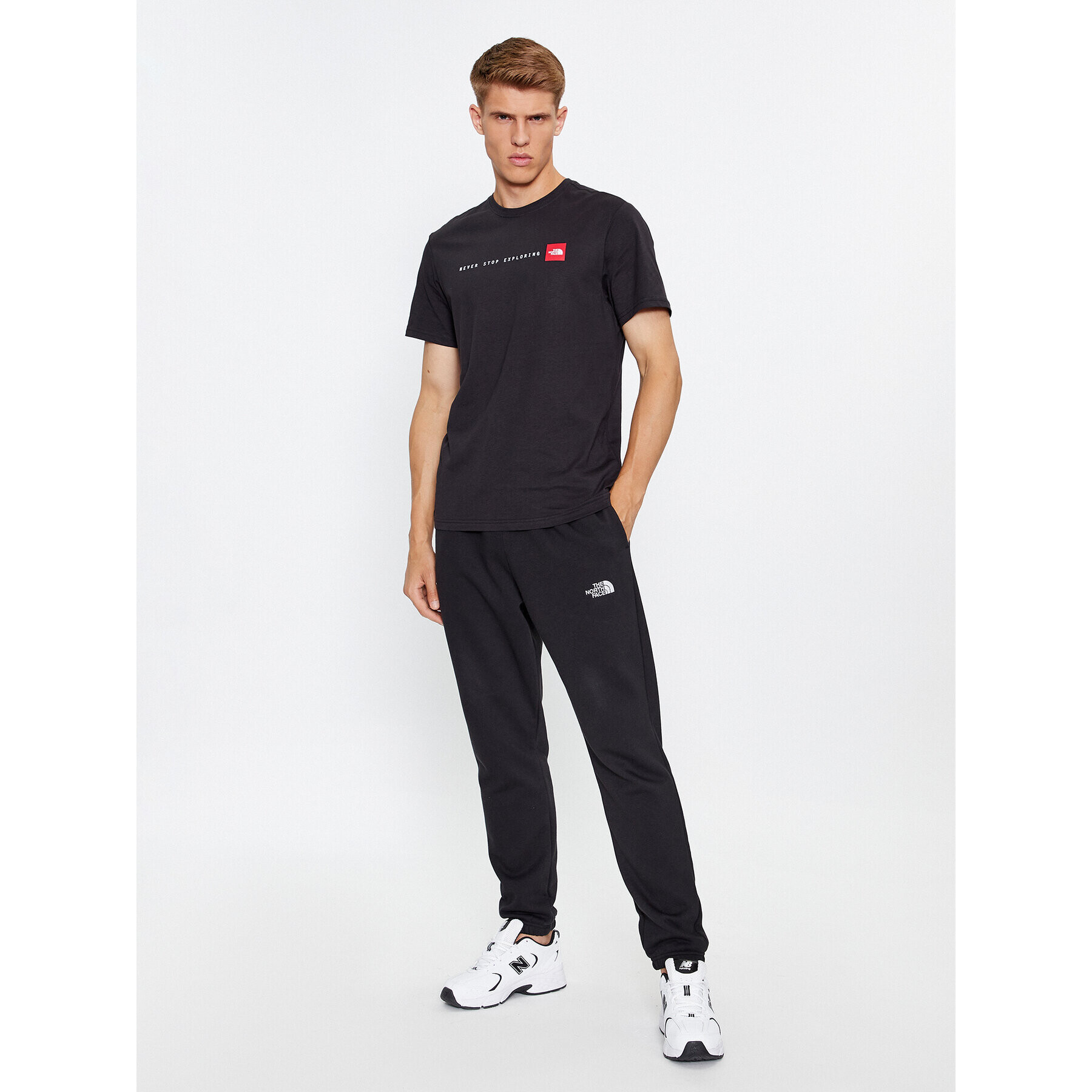 The North Face Pantaloni trening M Essential JoggerNF0A7ZJBJK31 Negru Regular Fit - Pled.ro