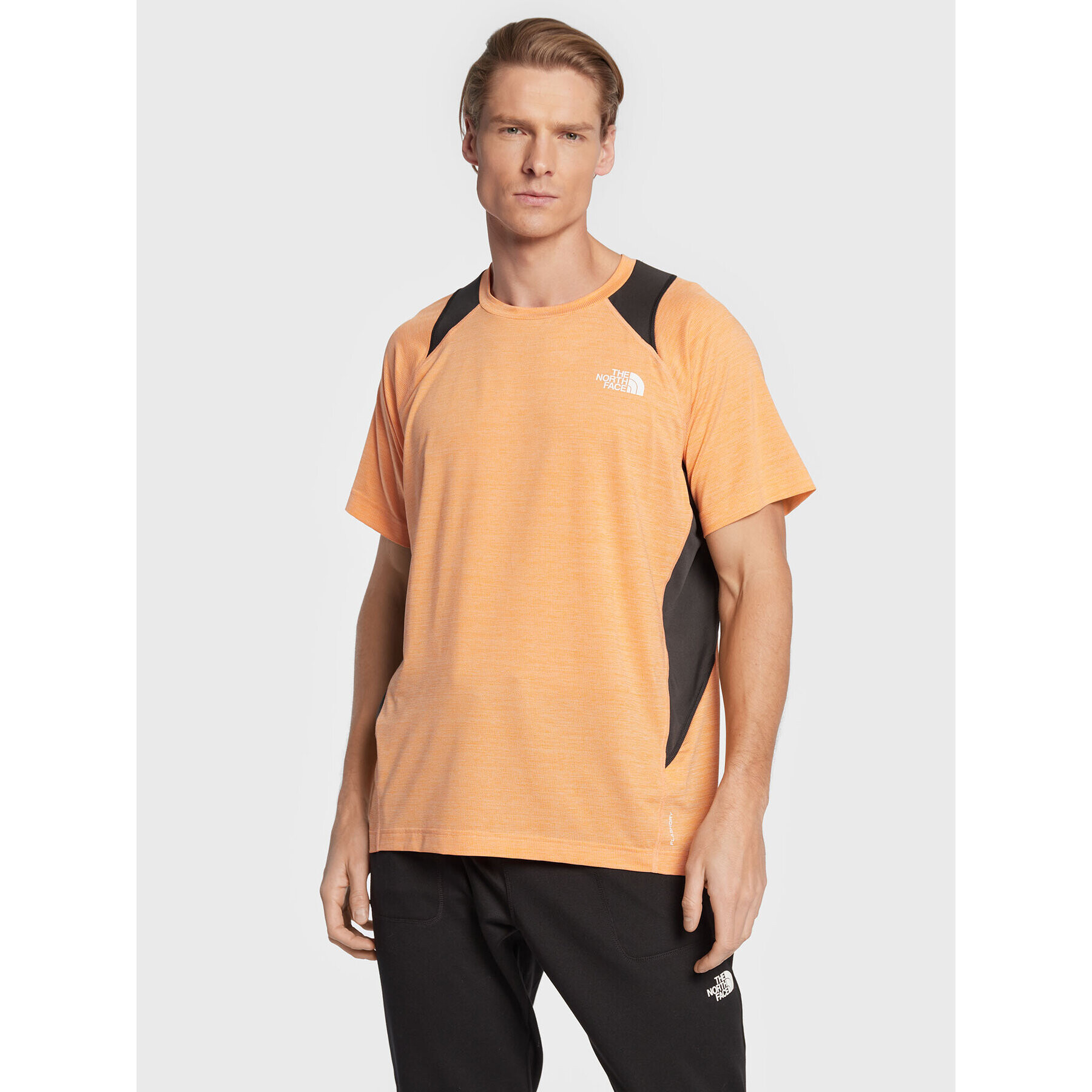 The North Face Tricou Athletic Outdoor Glacier NF0A5IMI Portocaliu Regular Fit - Pled.ro