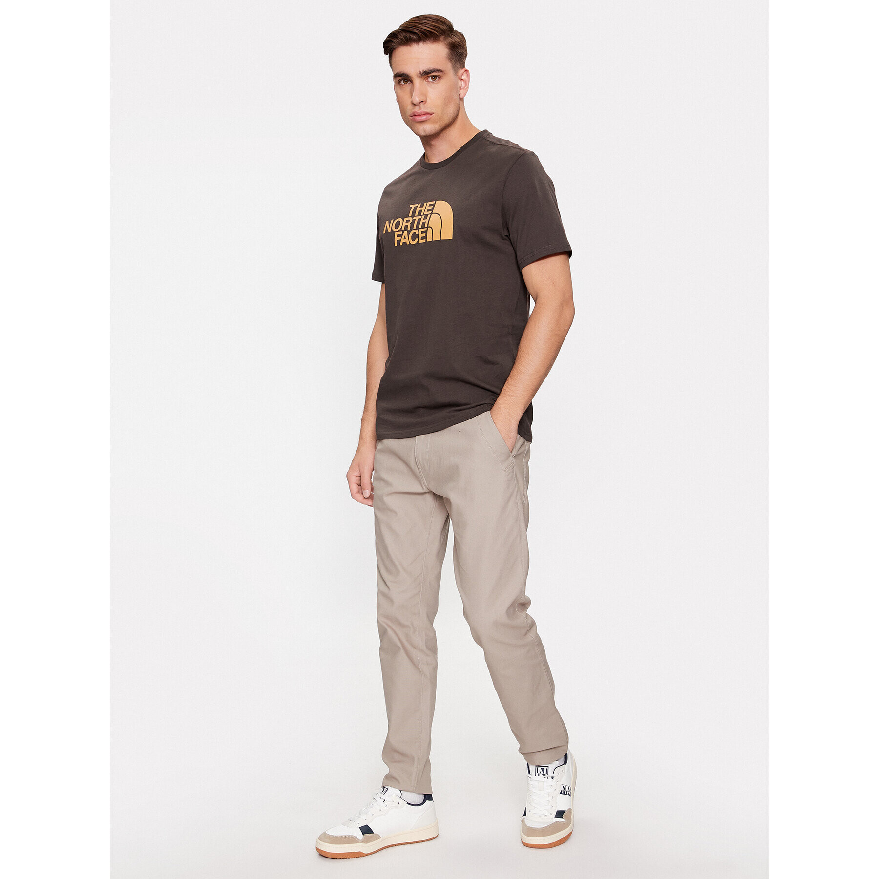 The North Face Tricou M S/S Easy Tee - EuNF0A2TX3KOT1 Maro Regular Fit - Pled.ro