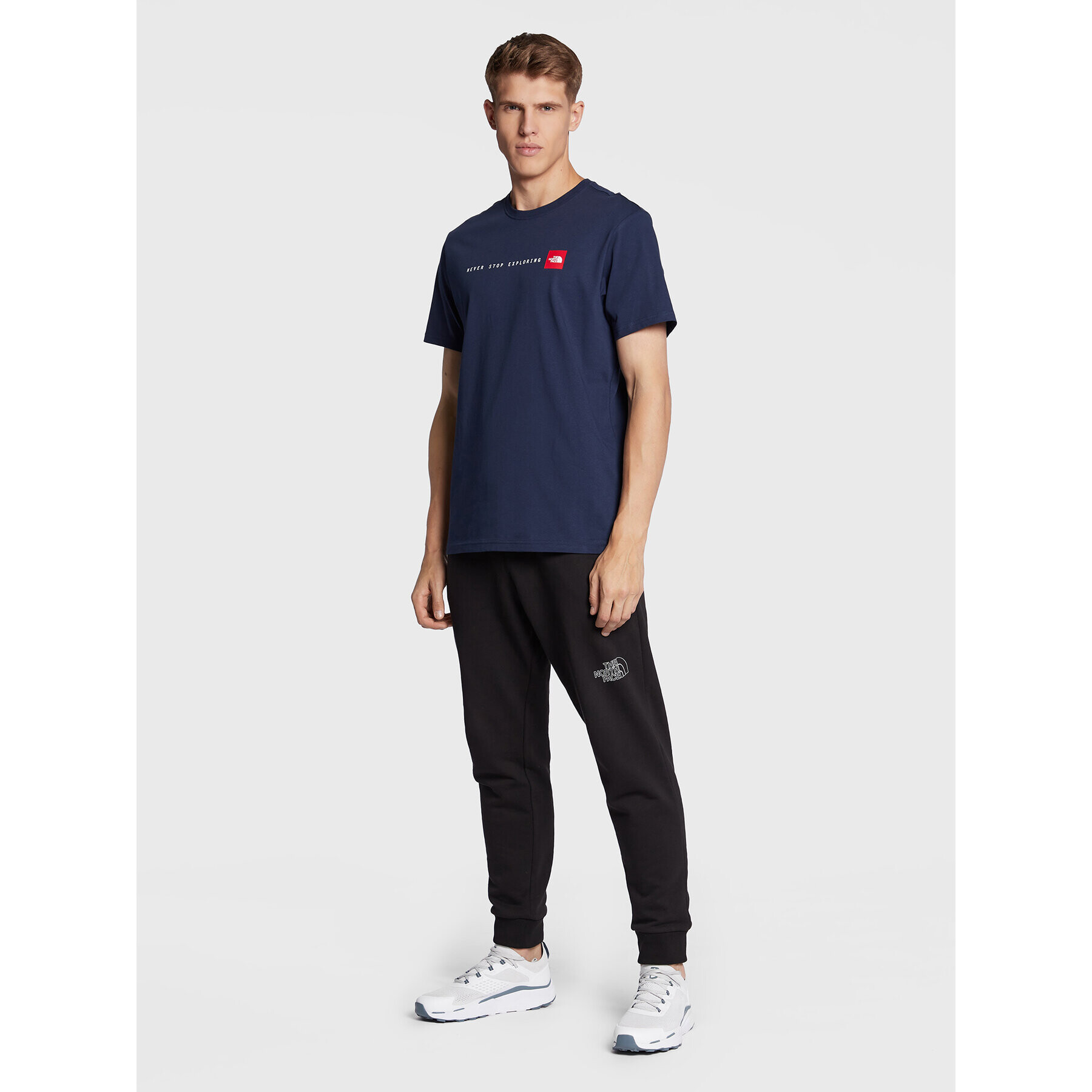 The North Face Tricou Never Stop Exploring NF0A7X1M Bleumarin Regular Fit - Pled.ro