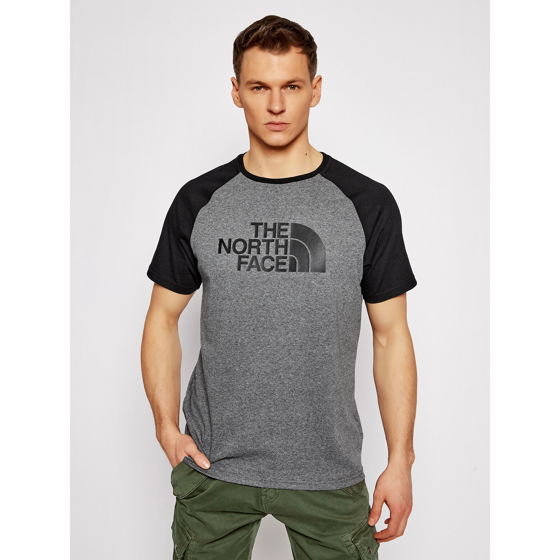 The North Face Tricou Raglan Easy Tee NF0A37FV Gri Regular Fit - Pled.ro