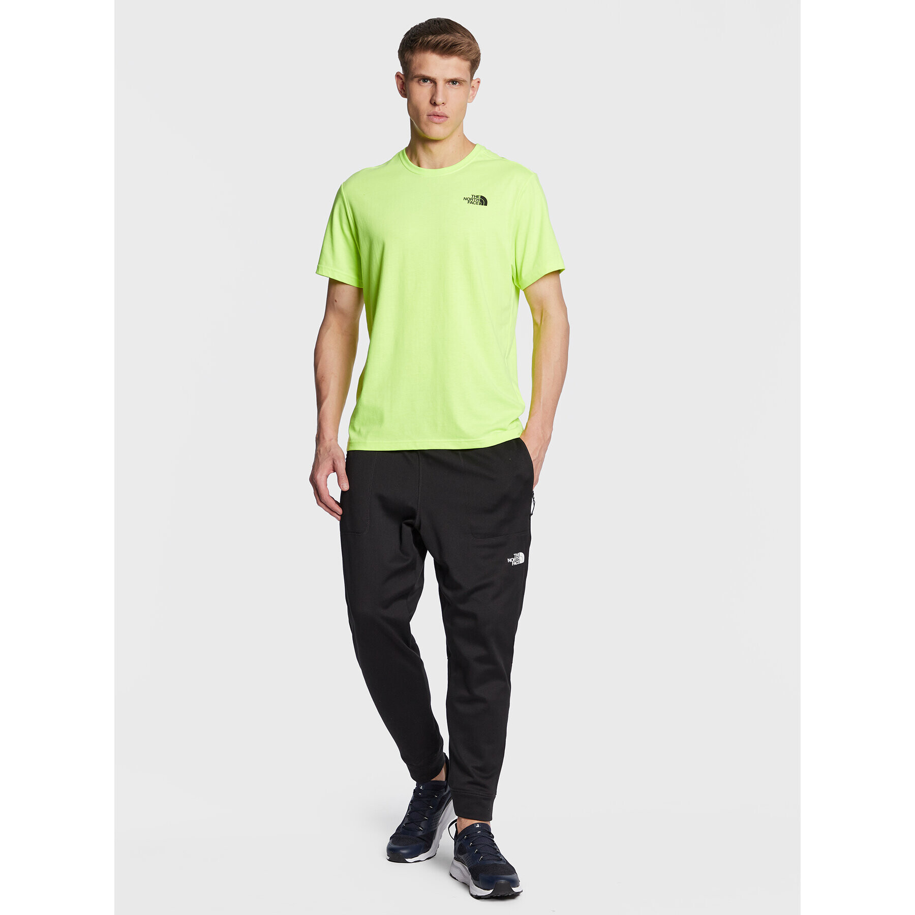 The North Face Tricou Red Box NF0A2TX2 Verde Regular Fit - Pled.ro