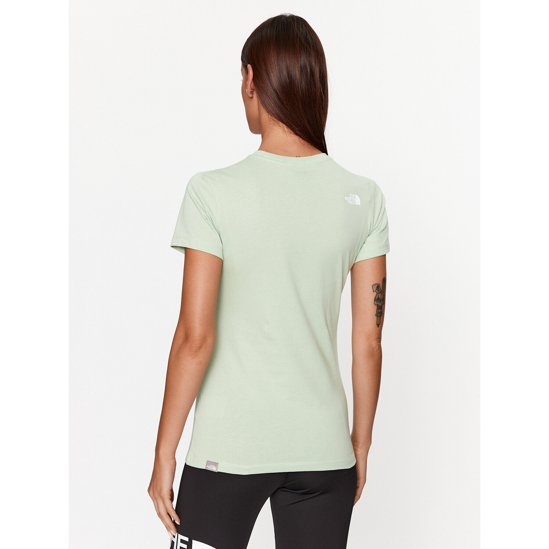 The North Face Tricou W S/S Simple Dome TeeNF0A4T1AI0G1 Verde Regular Fit - Pled.ro