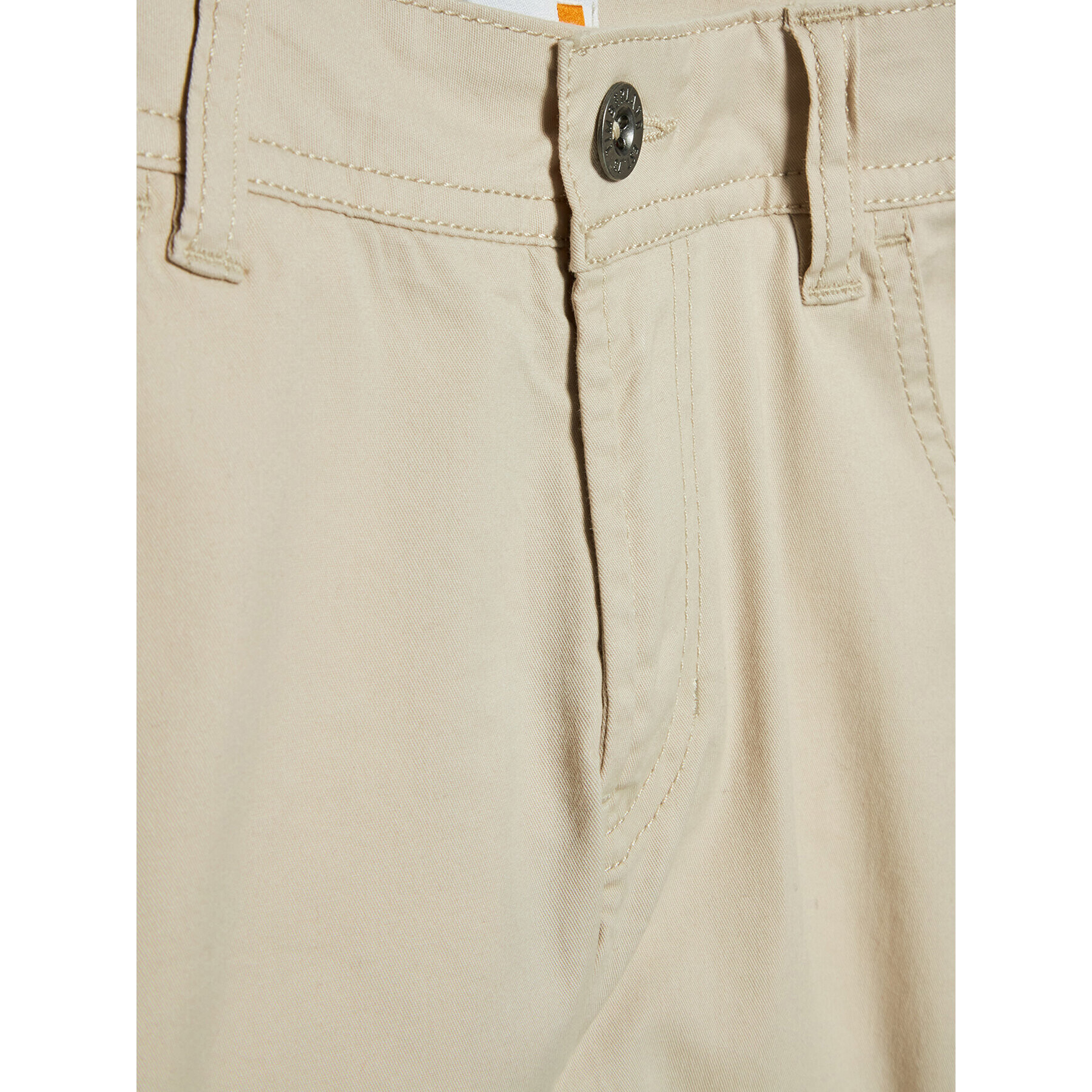 Timberland Pantaloni din material T24B88 S Bej Chino Fit - Pled.ro