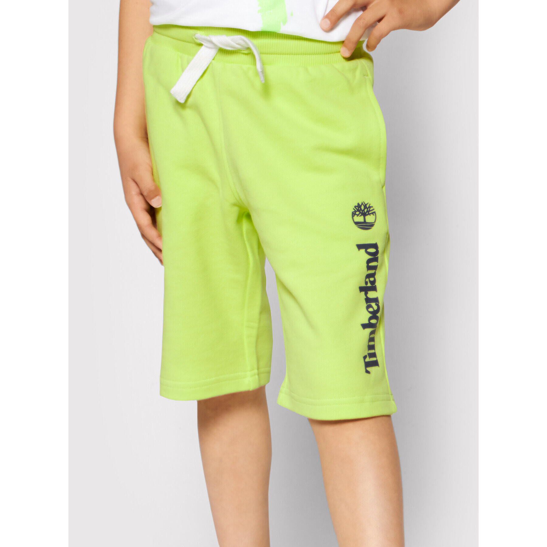 Timberland Pantaloni scurți sport T24B31 S Galben Regular Fit - Pled.ro