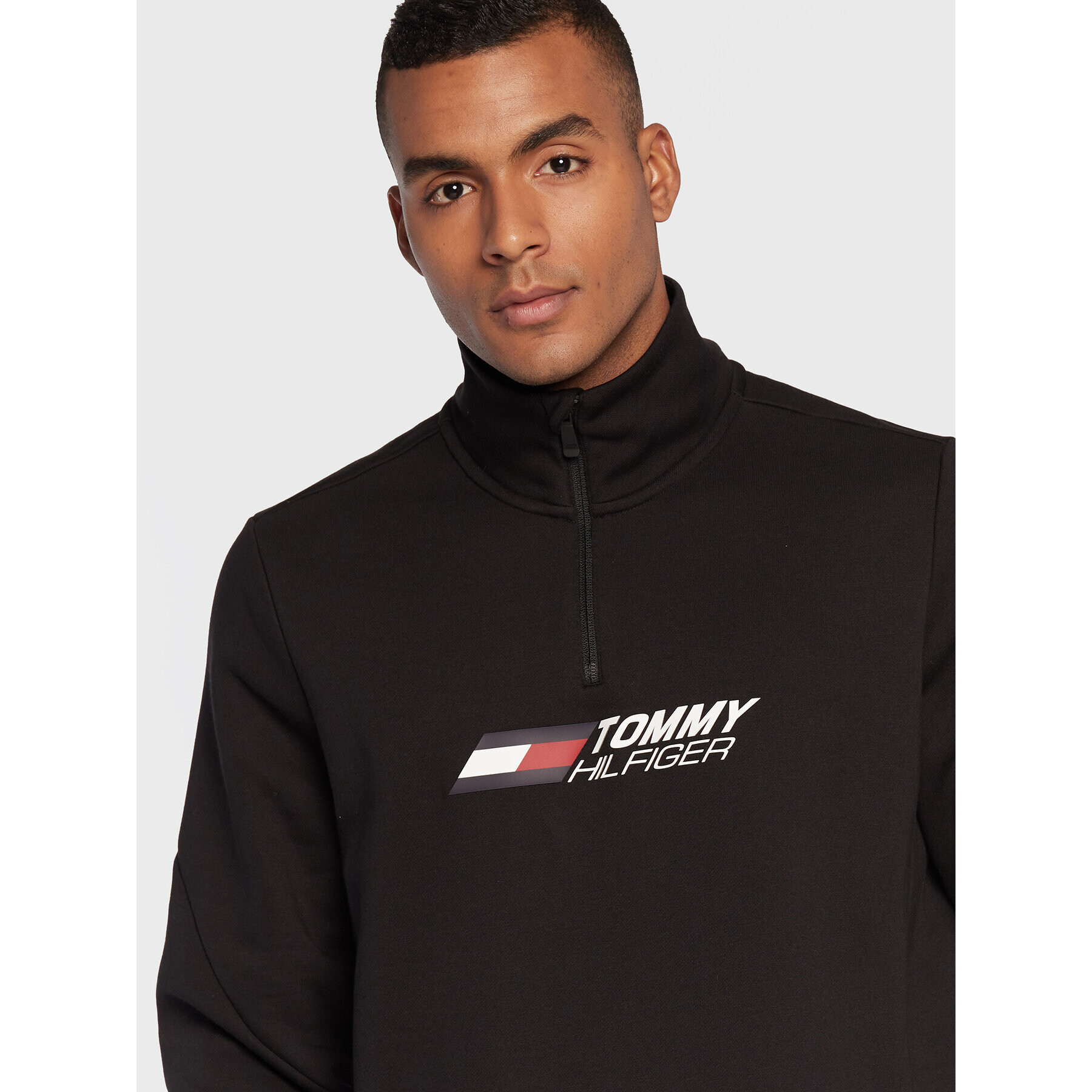 Tommy Hilfiger Bluză Essentials MW0MW27929 Negru Regular Fit - Pled.ro