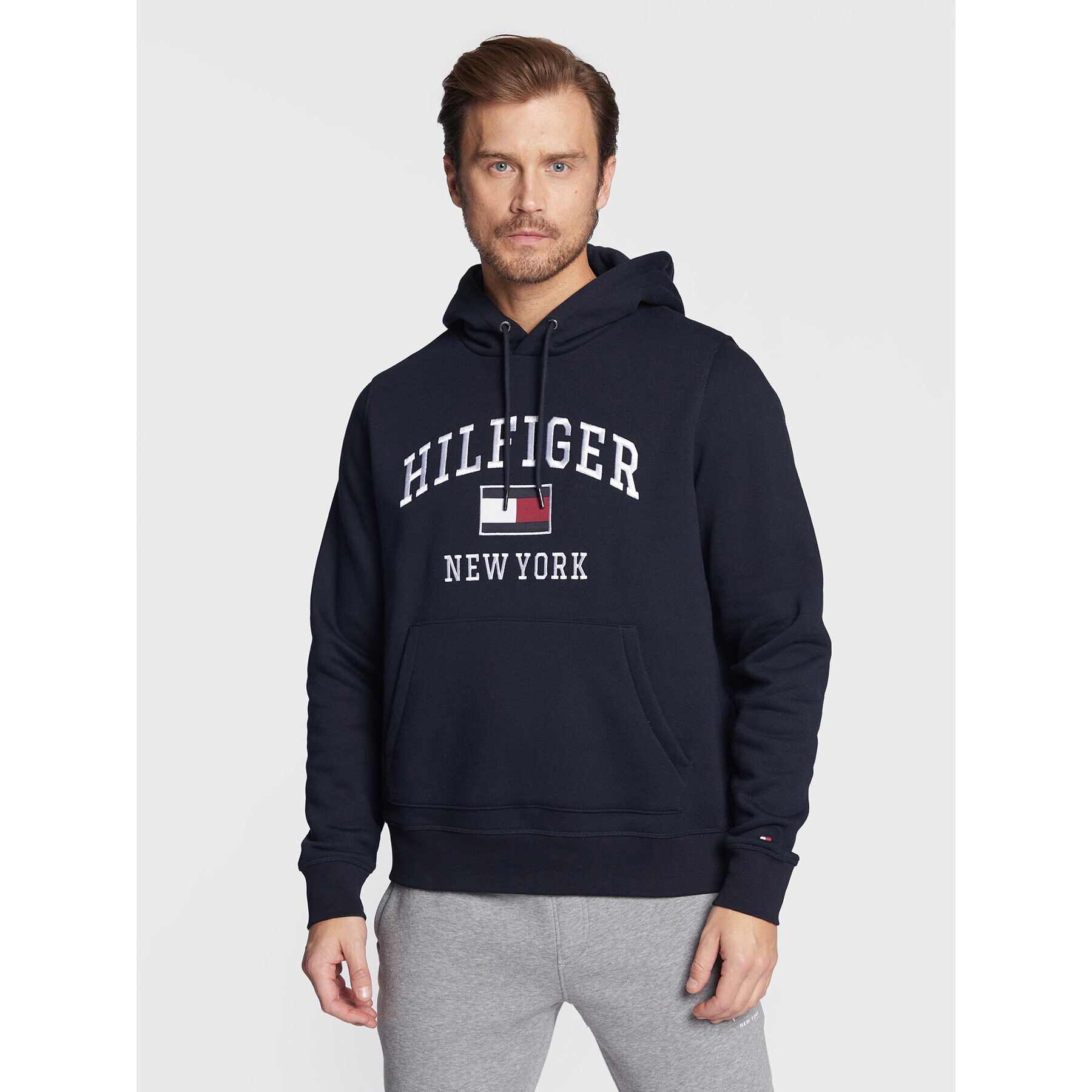 Tommy Hilfiger Bluză Modern Varsity MW0MW28173 Bleumarin Regular Fit - Pled.ro