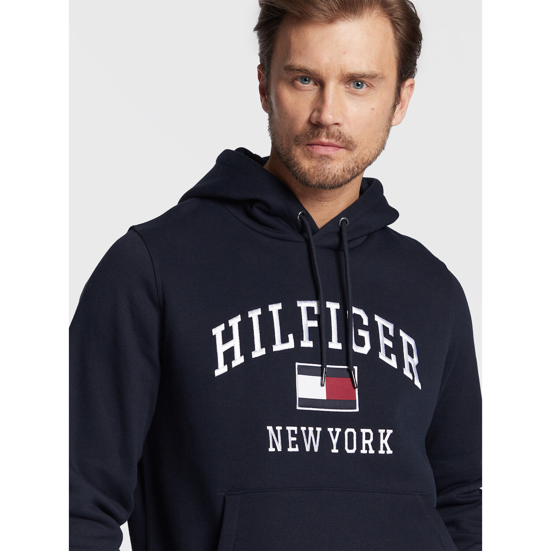 Tommy Hilfiger Bluză Modern Varsity MW0MW28173 Bleumarin Regular Fit - Pled.ro