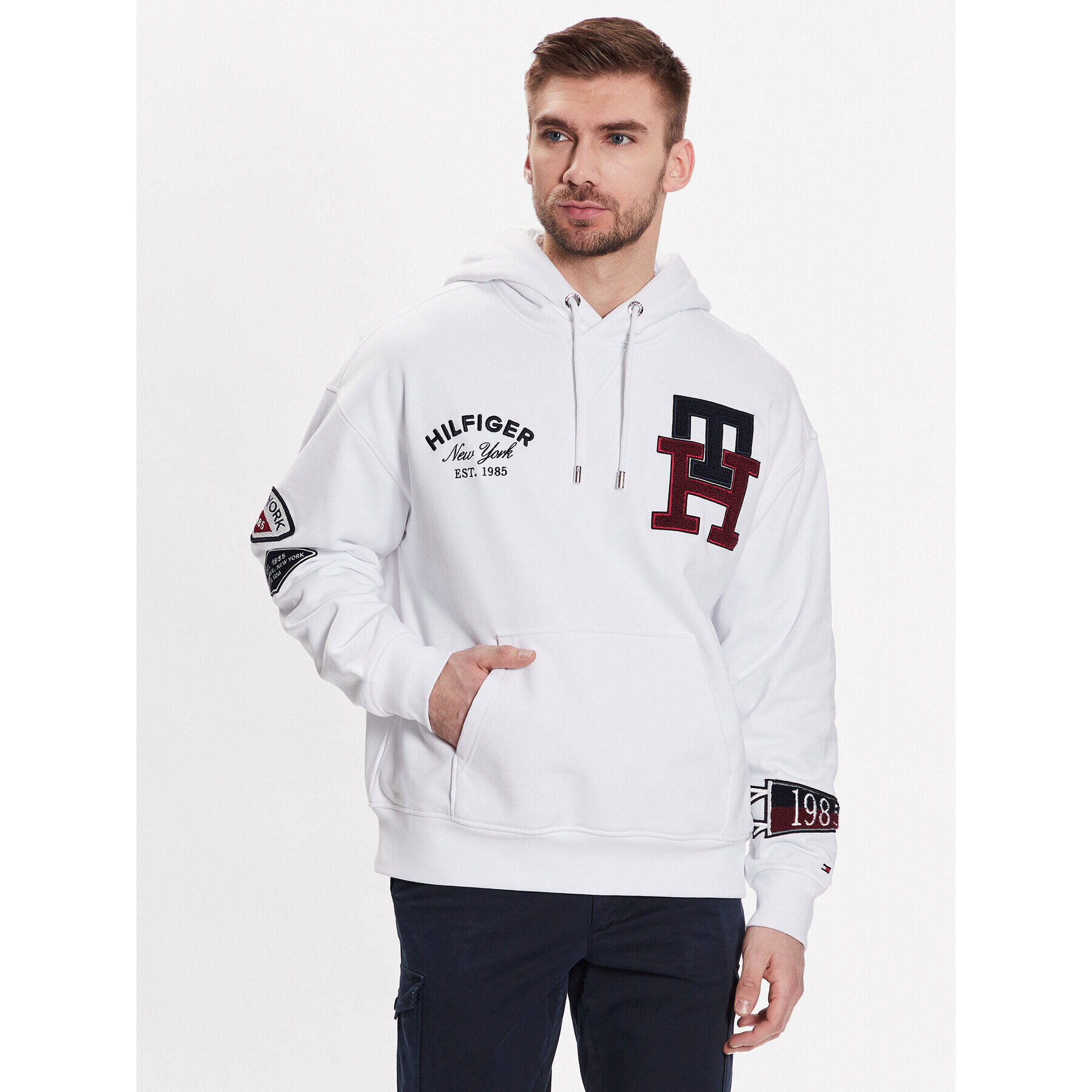 Tommy Hilfiger Bluză Multi Badge Icon MW0MW30029 Alb Regular Fit - Pled.ro