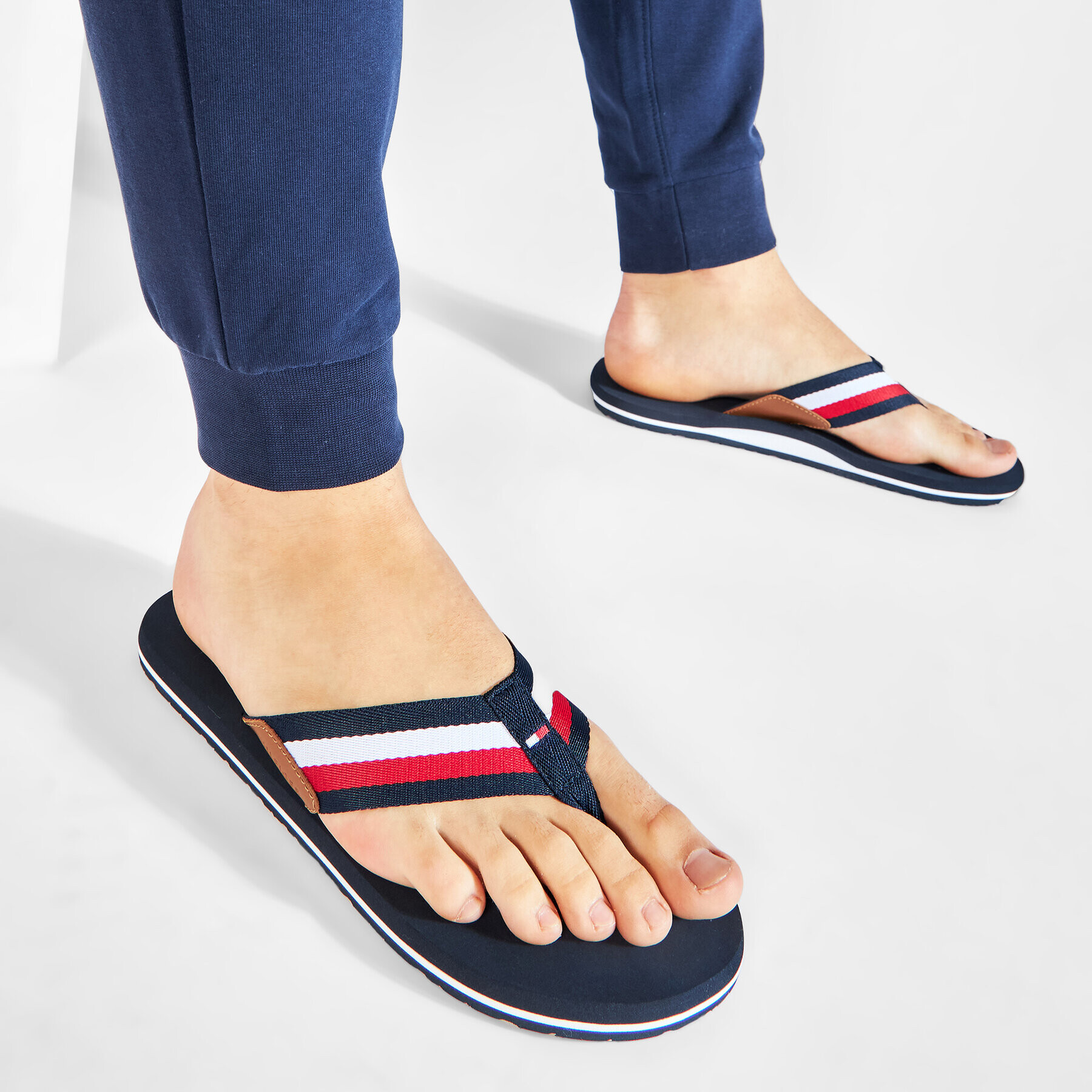 Tommy Hilfiger Flip flop Corporate Hilfiger Beach Sandal FM0FM03380 Bleumarin - Pled.ro