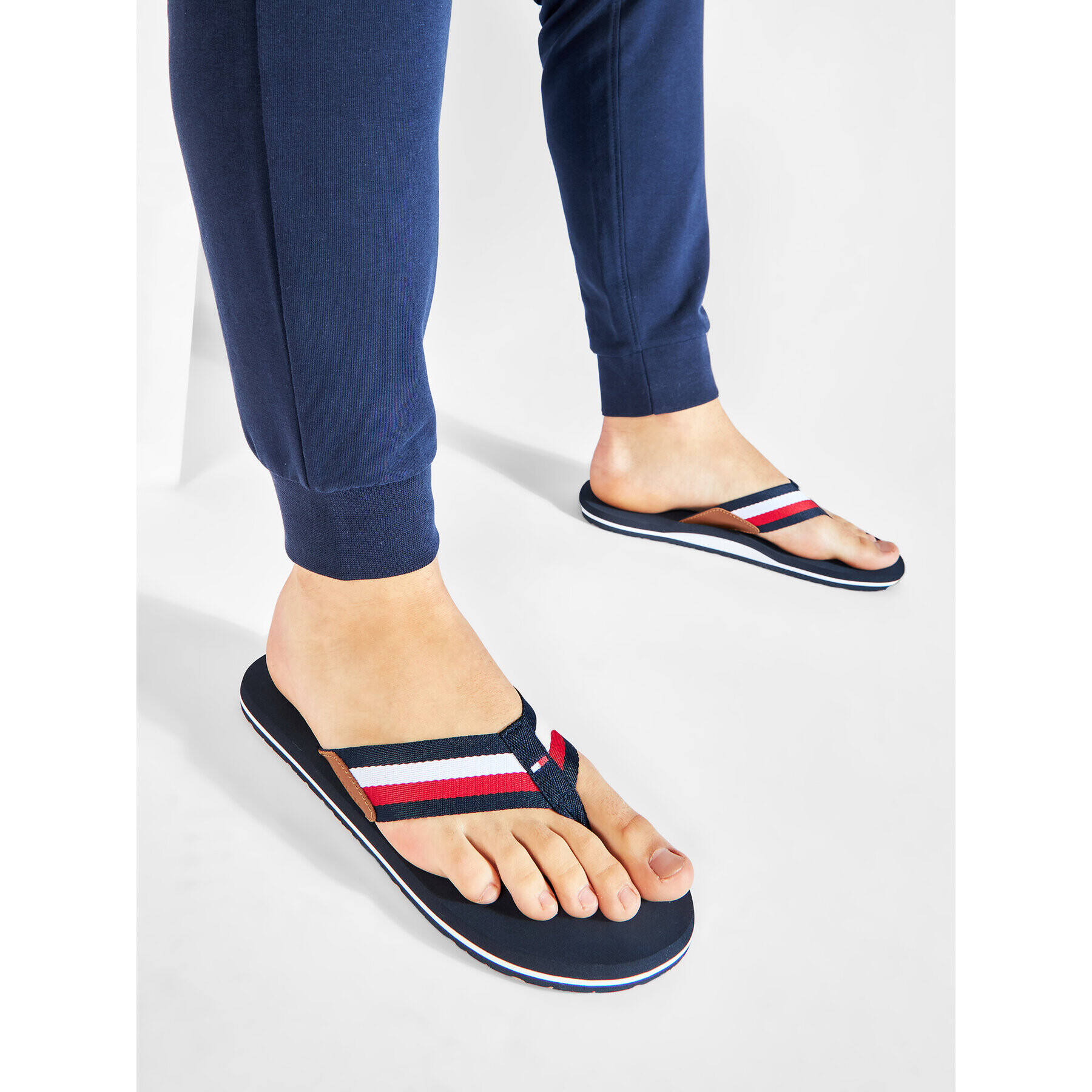 Tommy Hilfiger Flip flop Corporate Hilfiger Beach Sandal FM0FM03380 Bleumarin - Pled.ro