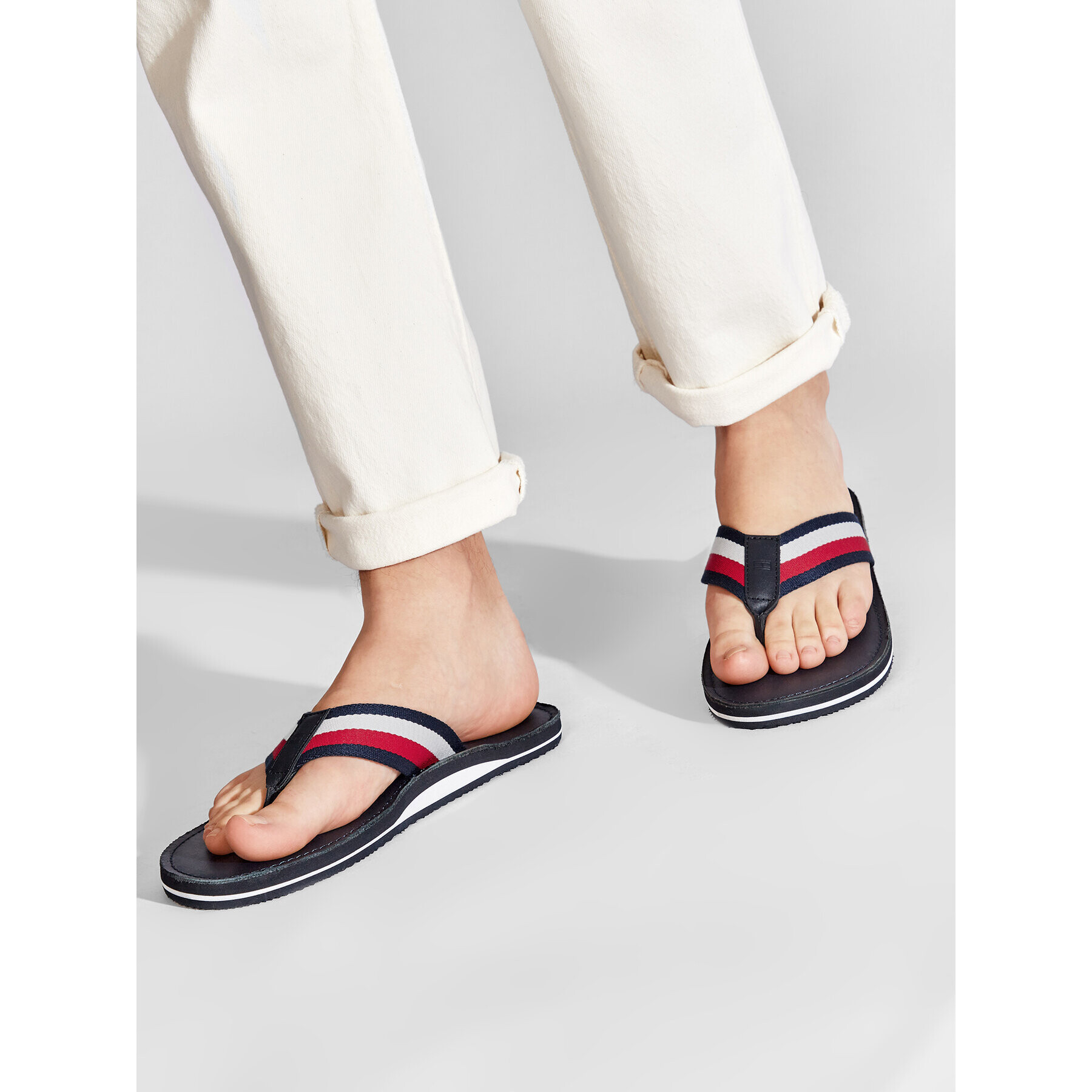 Tommy Hilfiger Flip flop Elevated Leather Beach Sandal FM0FM03980 Bleumarin - Pled.ro