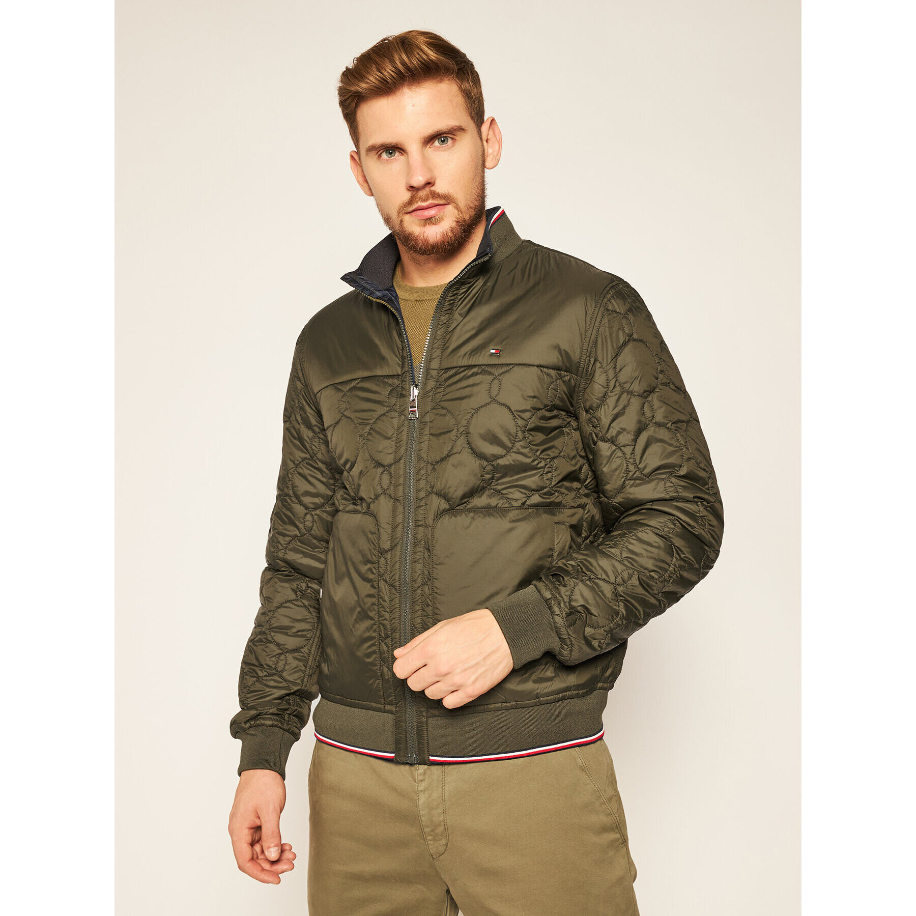 Tommy Hilfiger Geacă bomber Reversible Onion Quilted MW0MW14879 Verde Regular Fit - Pled.ro