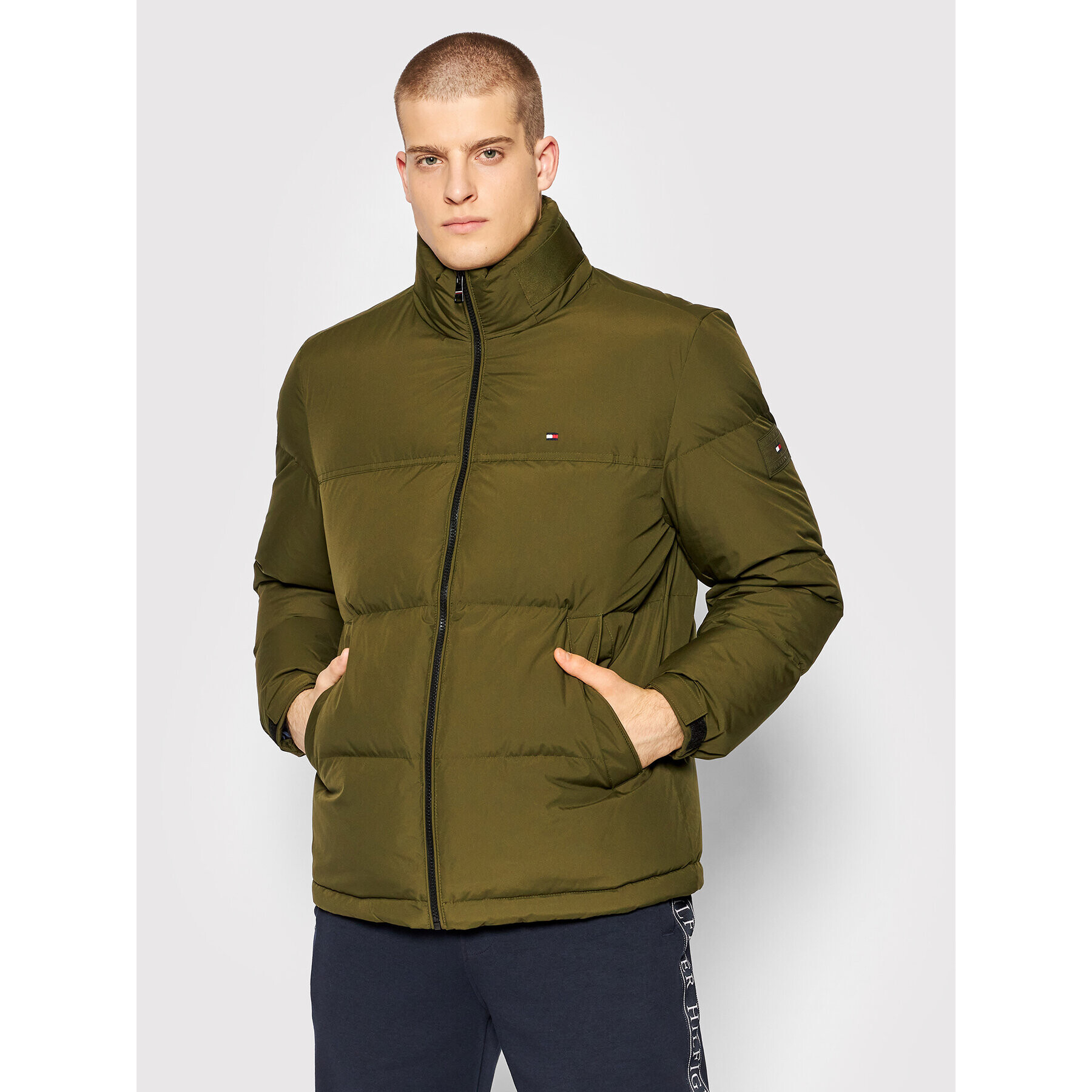 Tommy Hilfiger Geacă din puf Stand MW0MW19659 Verde Regular Fit - Pled.ro