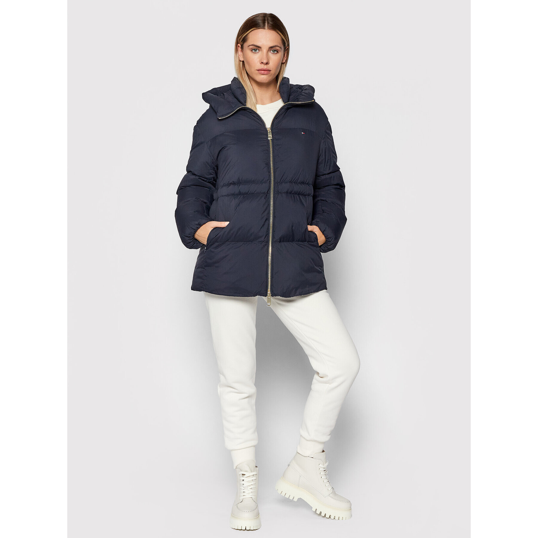 Tommy Hilfiger Geacă din puf WW0WW30920 Bleumarin Regular Fit - Pled.ro