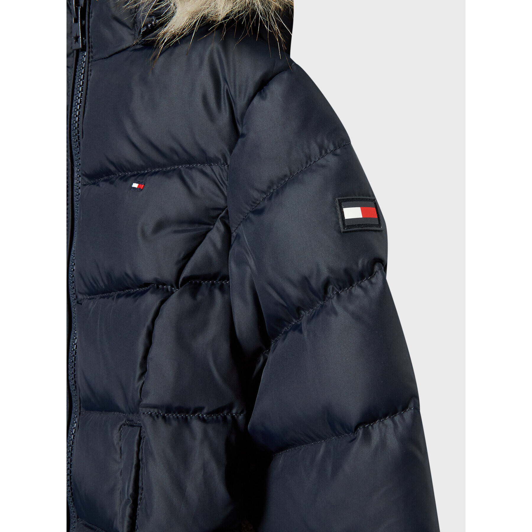 Tommy Hilfiger Geacă din puf Essential KG0KG05980 M Bleumarin Regular Fit - Pled.ro