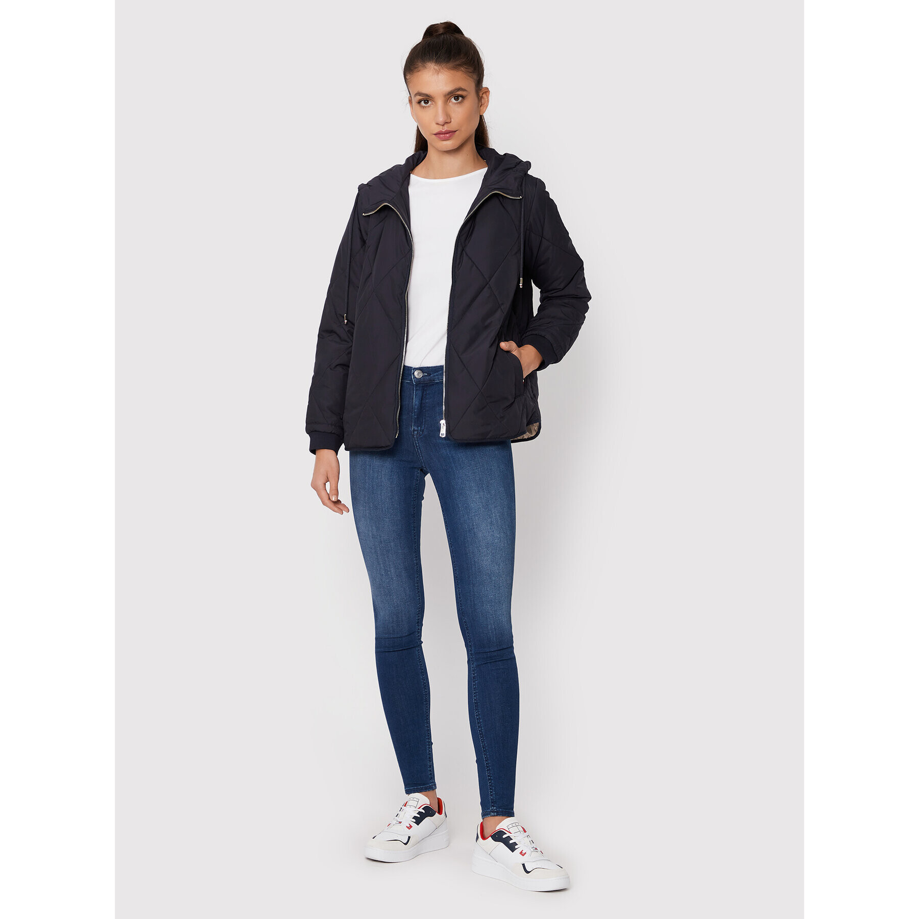 Tommy Hilfiger Geacă din puf WW0WW35101 Bleumarin Regular Fit - Pled.ro