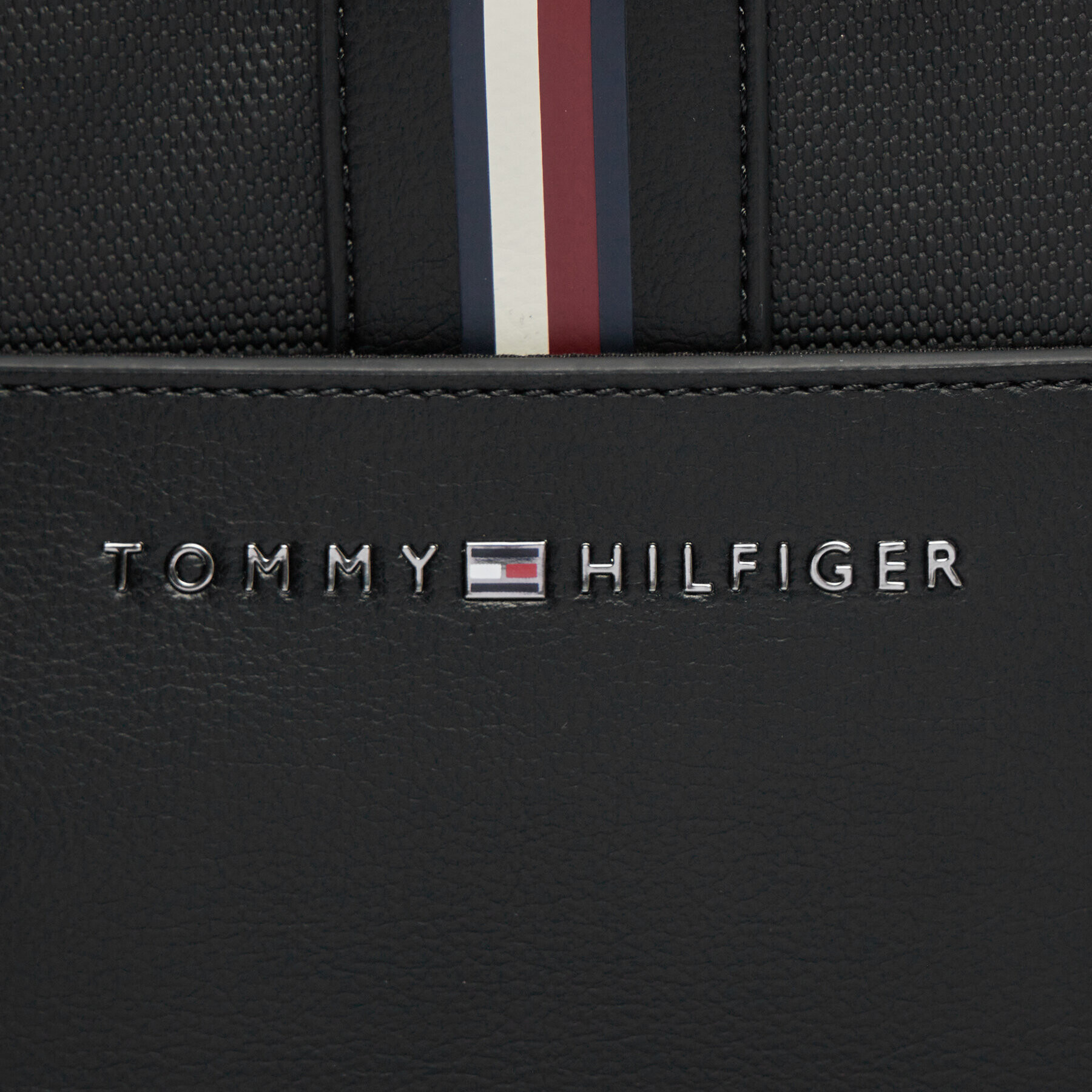 Tommy Hilfiger Geantă crossover Th Corporate Mini Crossover AM0AM11824 Negru - Pled.ro