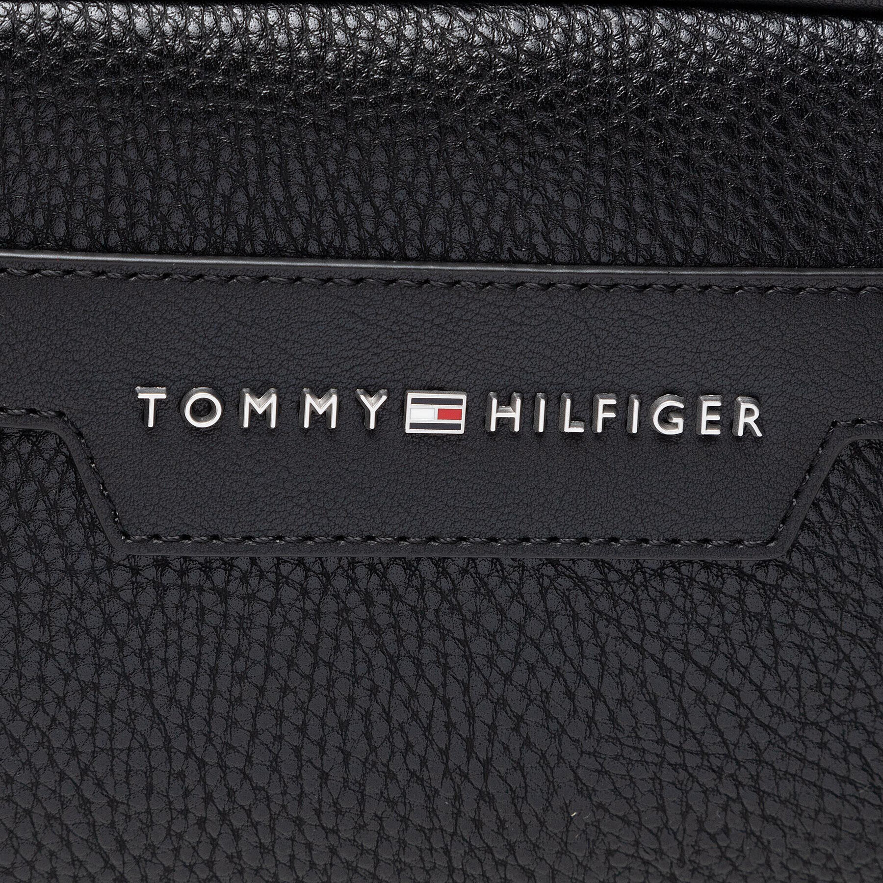 Tommy Hilfiger Geantă pentru cosmetice Downtown Washbag AM0AM08122 Negru - Pled.ro