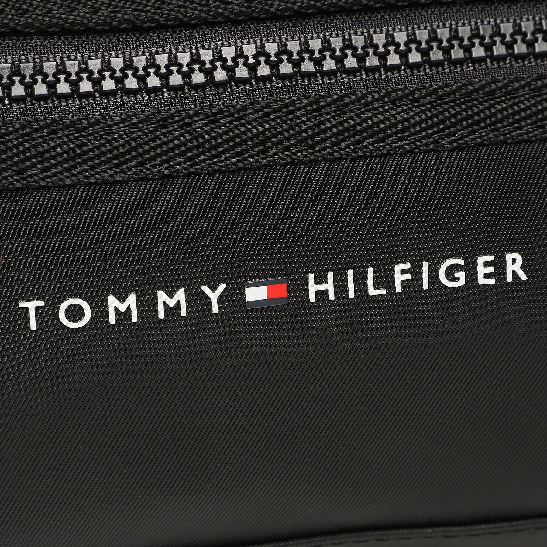 Tommy Hilfiger Geantă pentru cosmetice Skyline Washbag AM0AM10977 Negru - Pled.ro