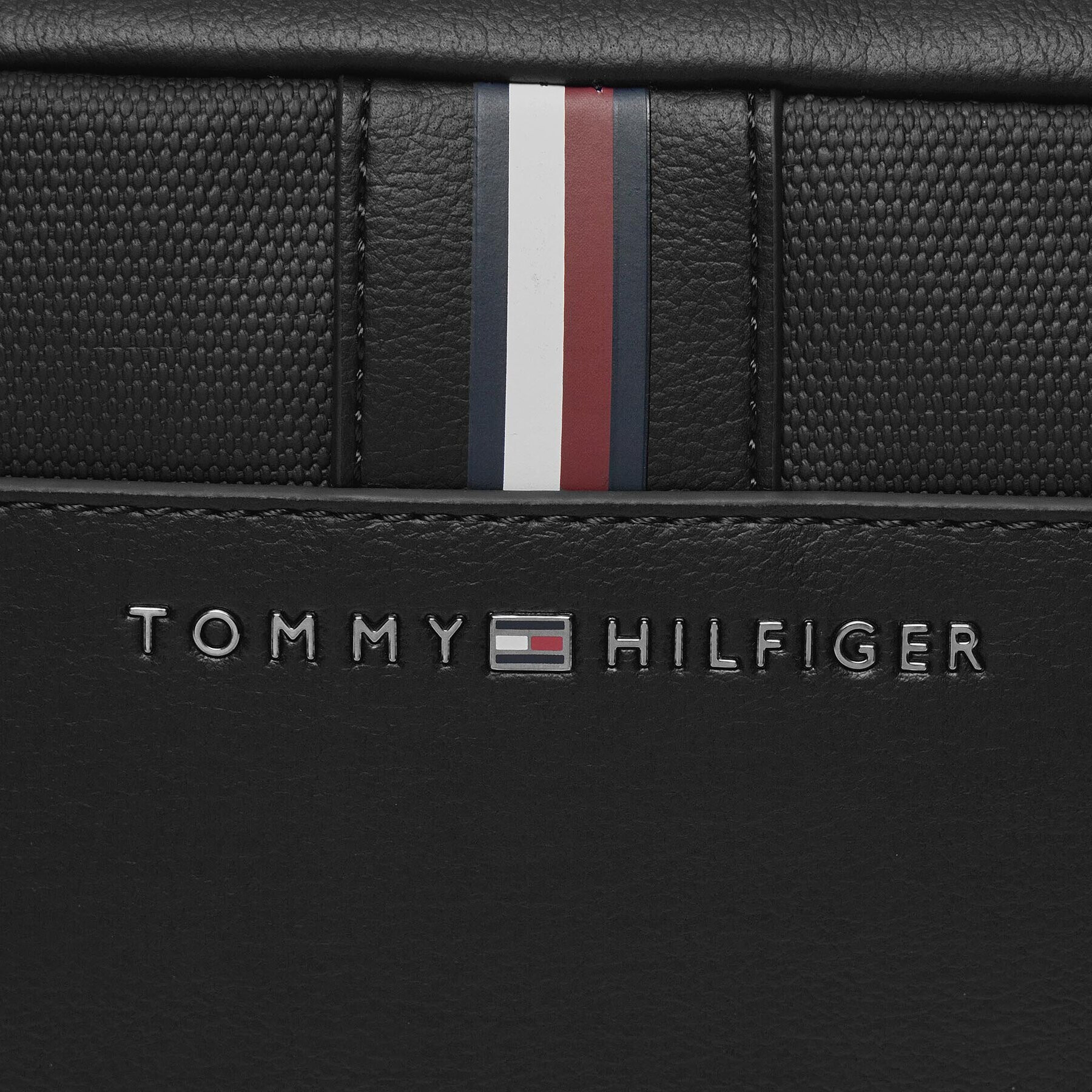 Tommy Hilfiger Geantă pentru cosmetice Th Corporate Washbag AM0AM11840 Negru - Pled.ro