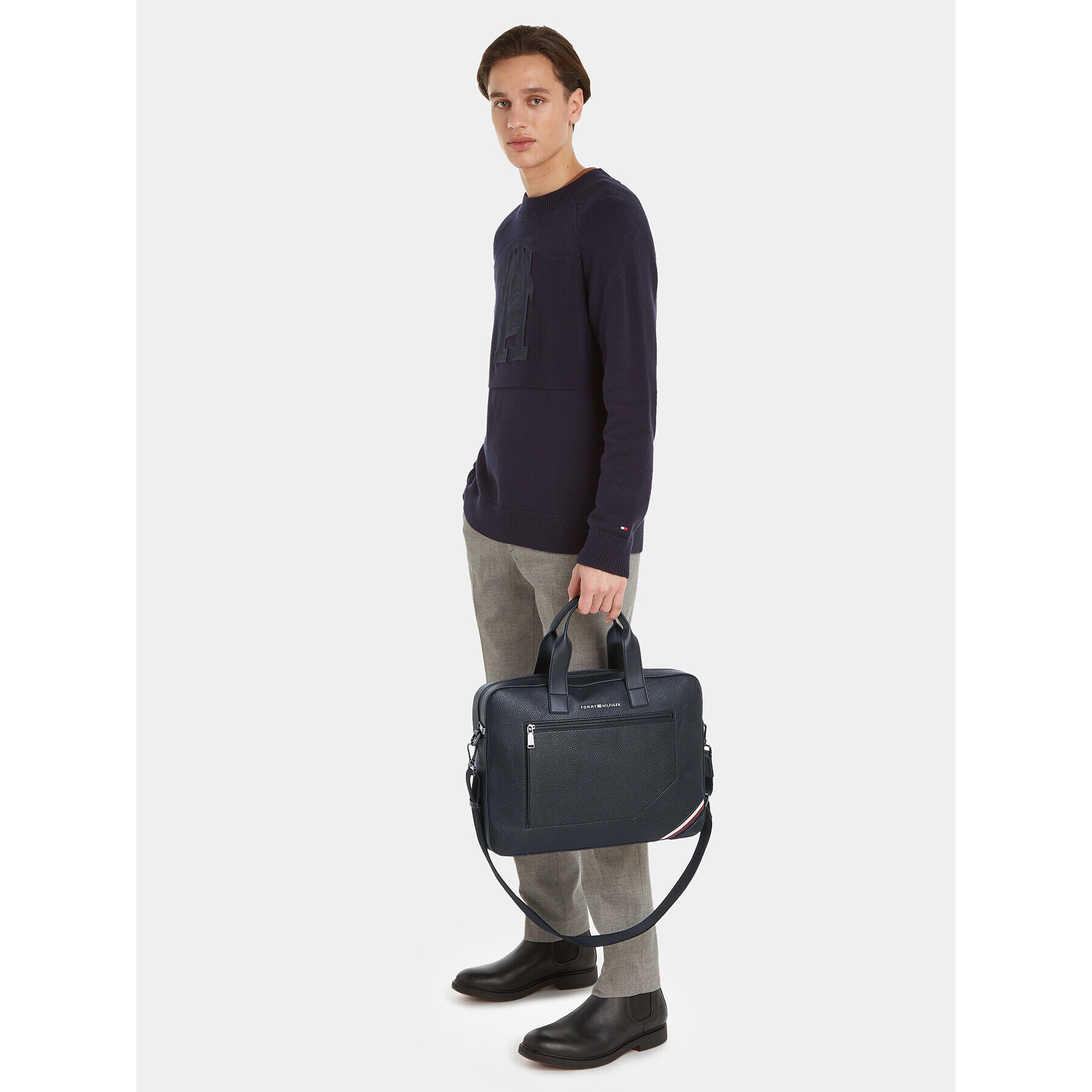 Tommy Hilfiger Geantă pentru laptop Th Central Slim Computer Bag AM0AM11579 Negru - Pled.ro