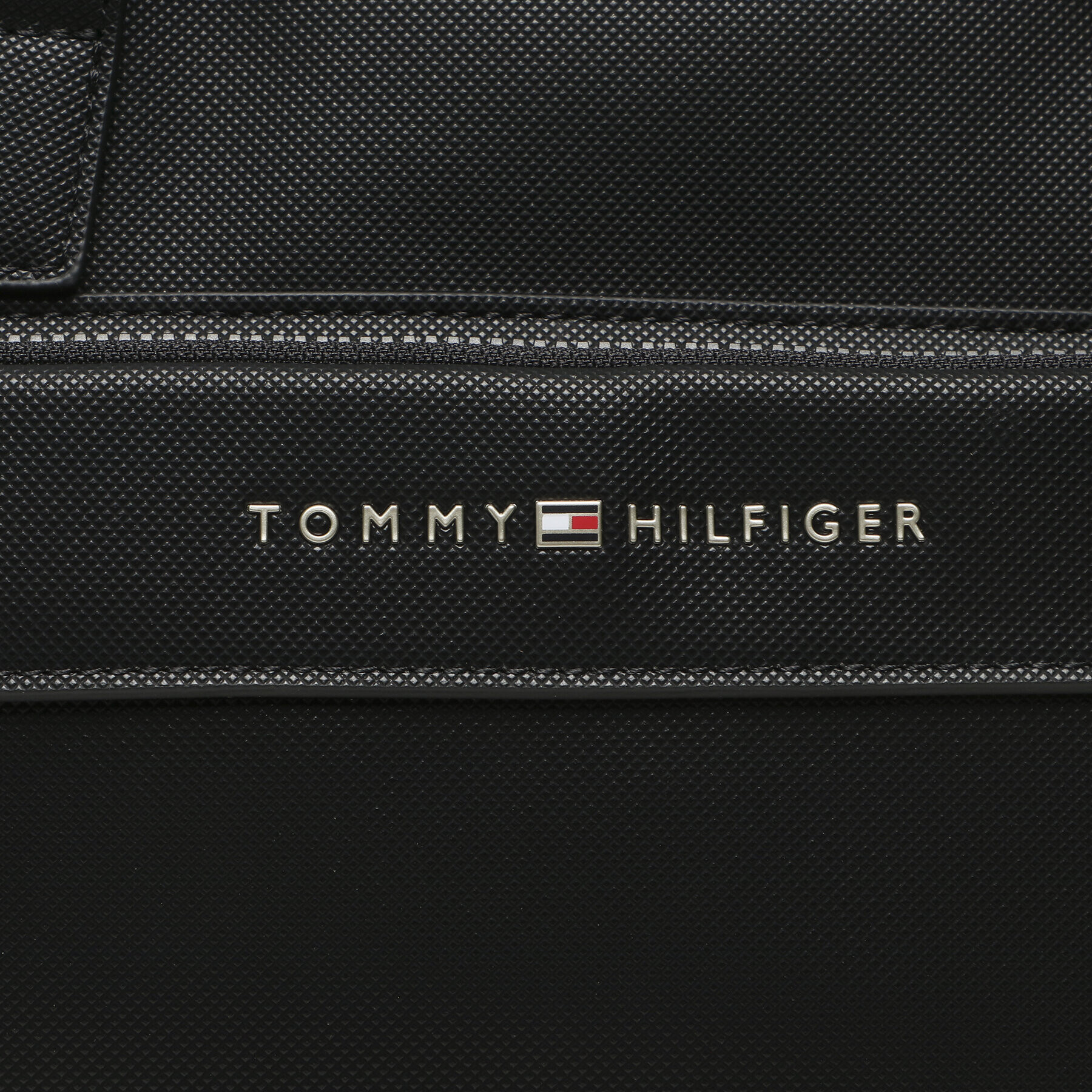 Tommy Hilfiger Geantă pentru laptop Th Pique Pu Slim Coputer Bag AM0AM11314 Negru - Pled.ro