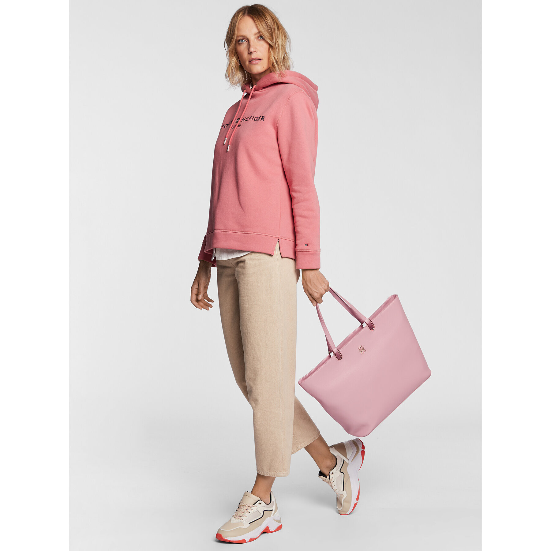 Tommy Hilfiger Geantă Th Yimeless Med Tote AW0AW14478 Roz - Pled.ro